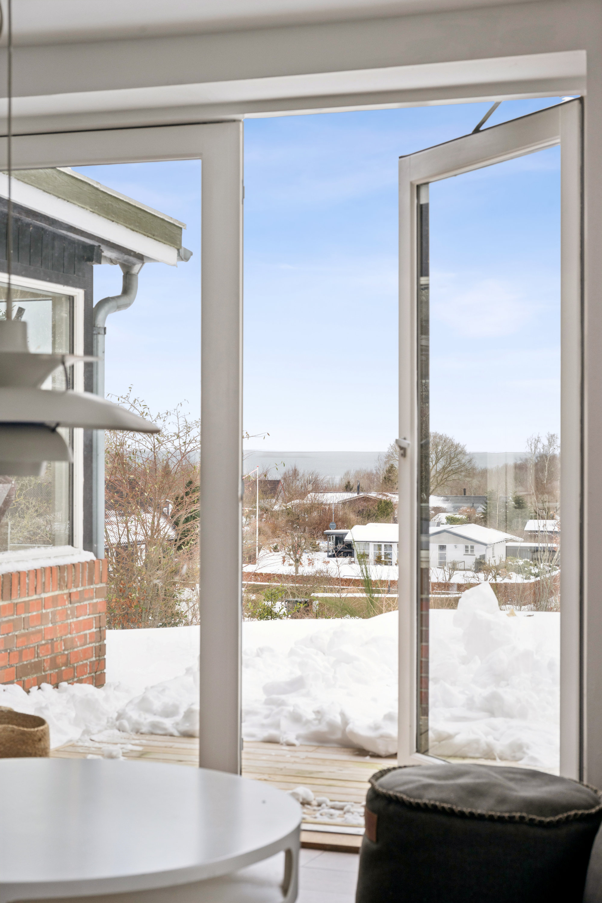 Fremhævet udestue billede i fuldskærmstilstand. Billede af Fyrrevej 18, Skovgårde, 8961 Allingåbro