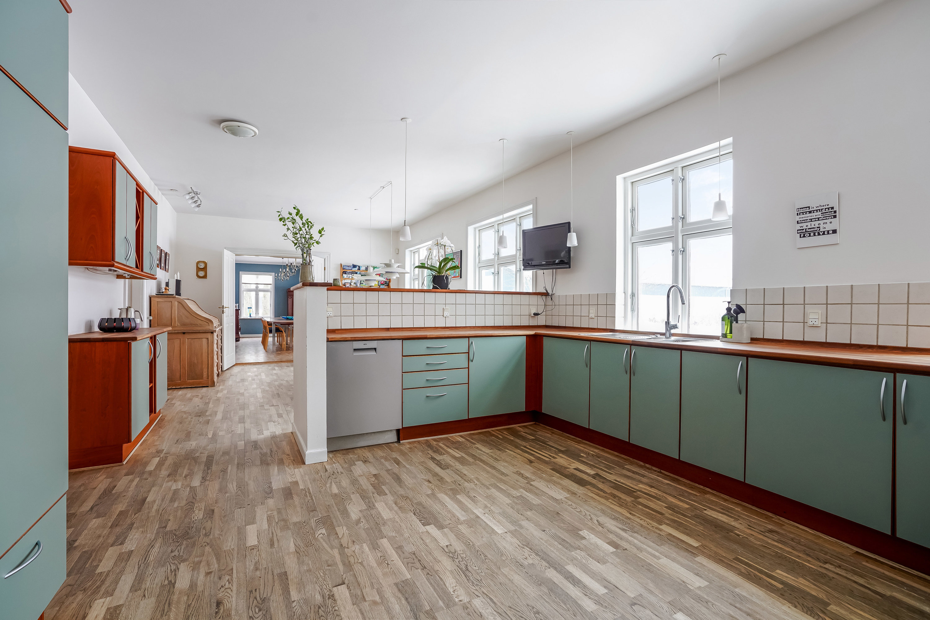 Fremhævet køkken billede i fuldskærmstilstand. Billede af Tofthøjvej 41, Tofthøj, 7321 Gadbjerg