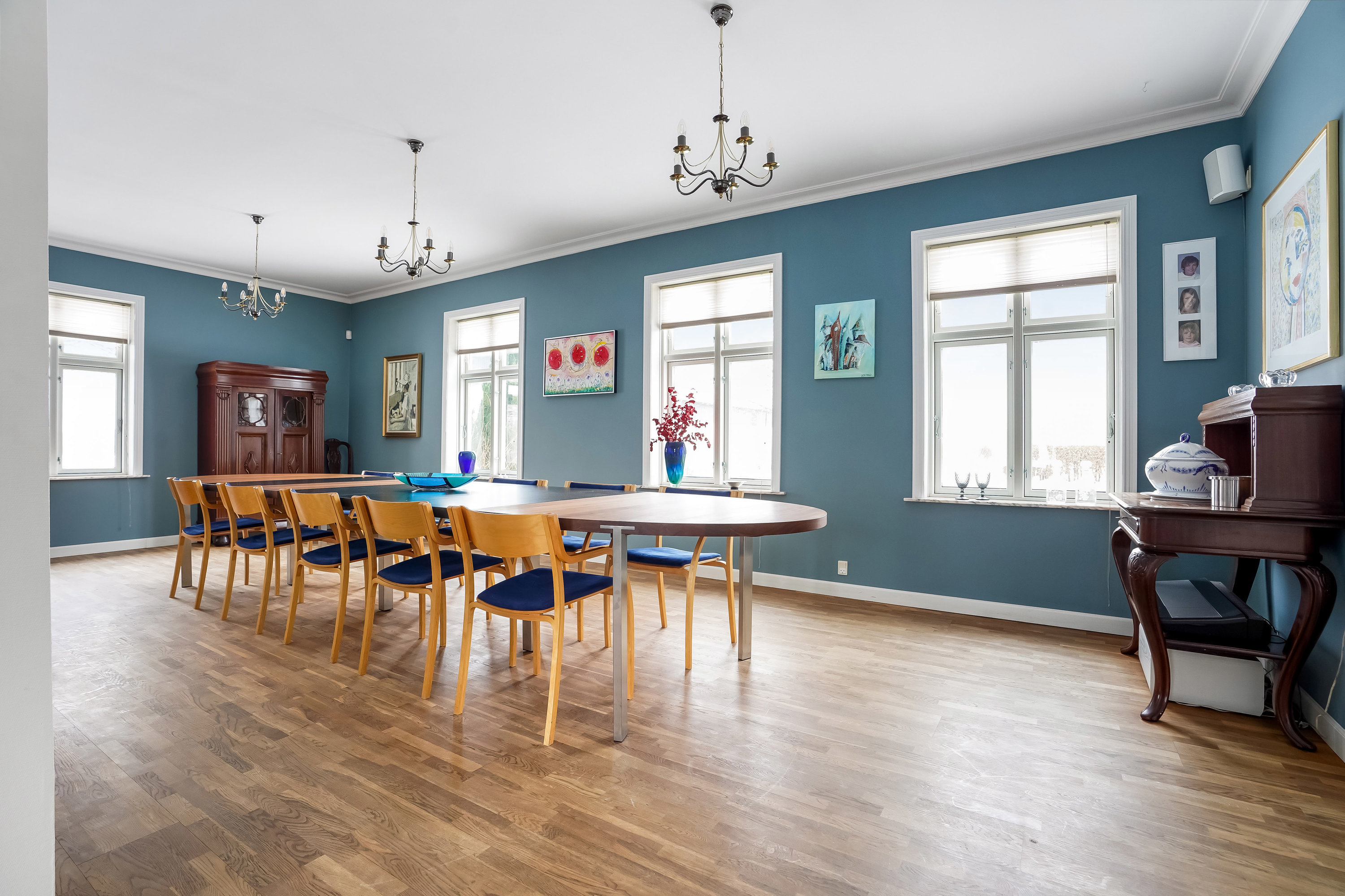 Fremhævet stue billede i fuldskærmstilstand. Billede af Tofthøjvej 41, Tofthøj, 7321 Gadbjerg