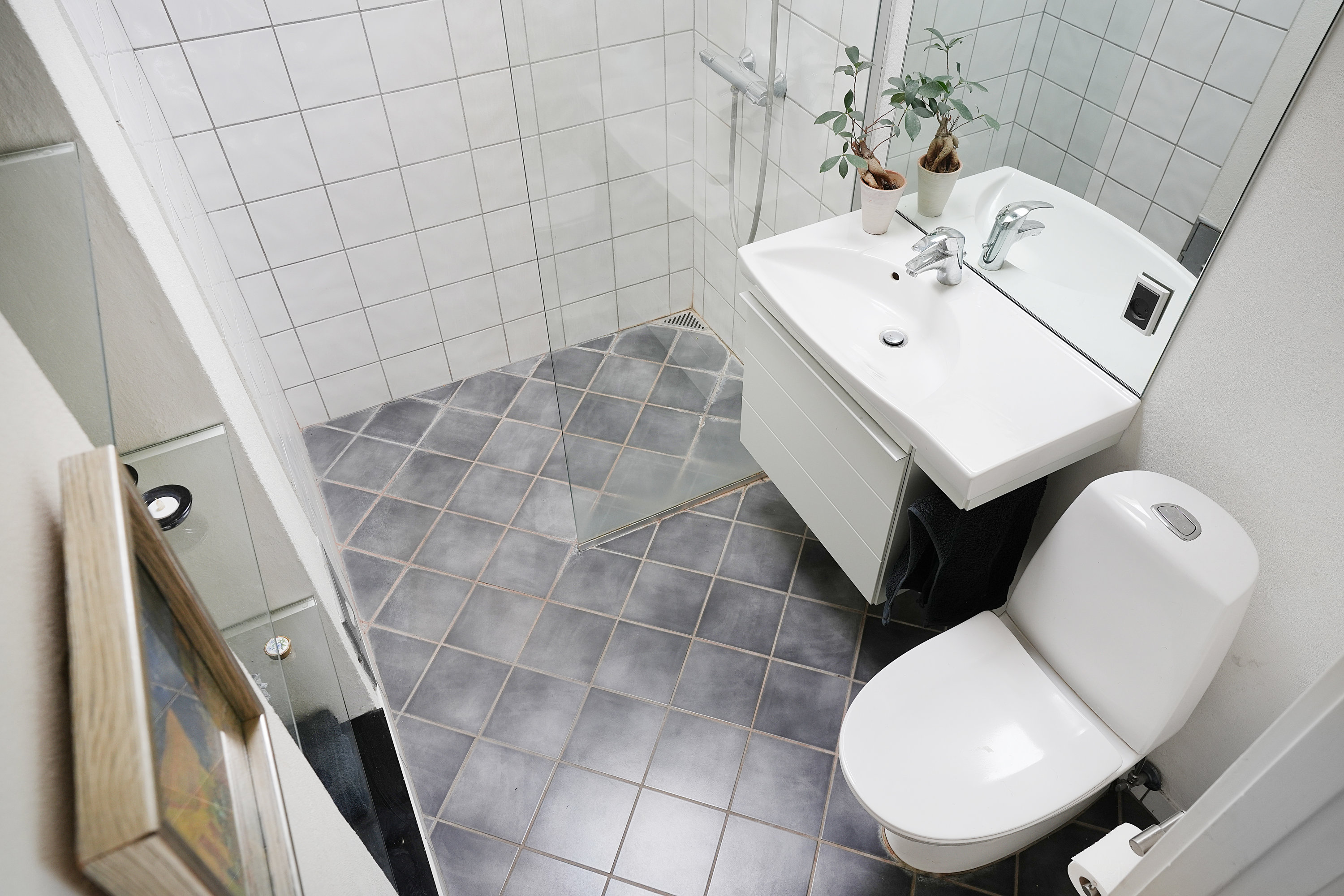 Fremhævet badeværelse billede i fuldskærmstilstand. Billede af Dalen 8, 4300 Holbæk