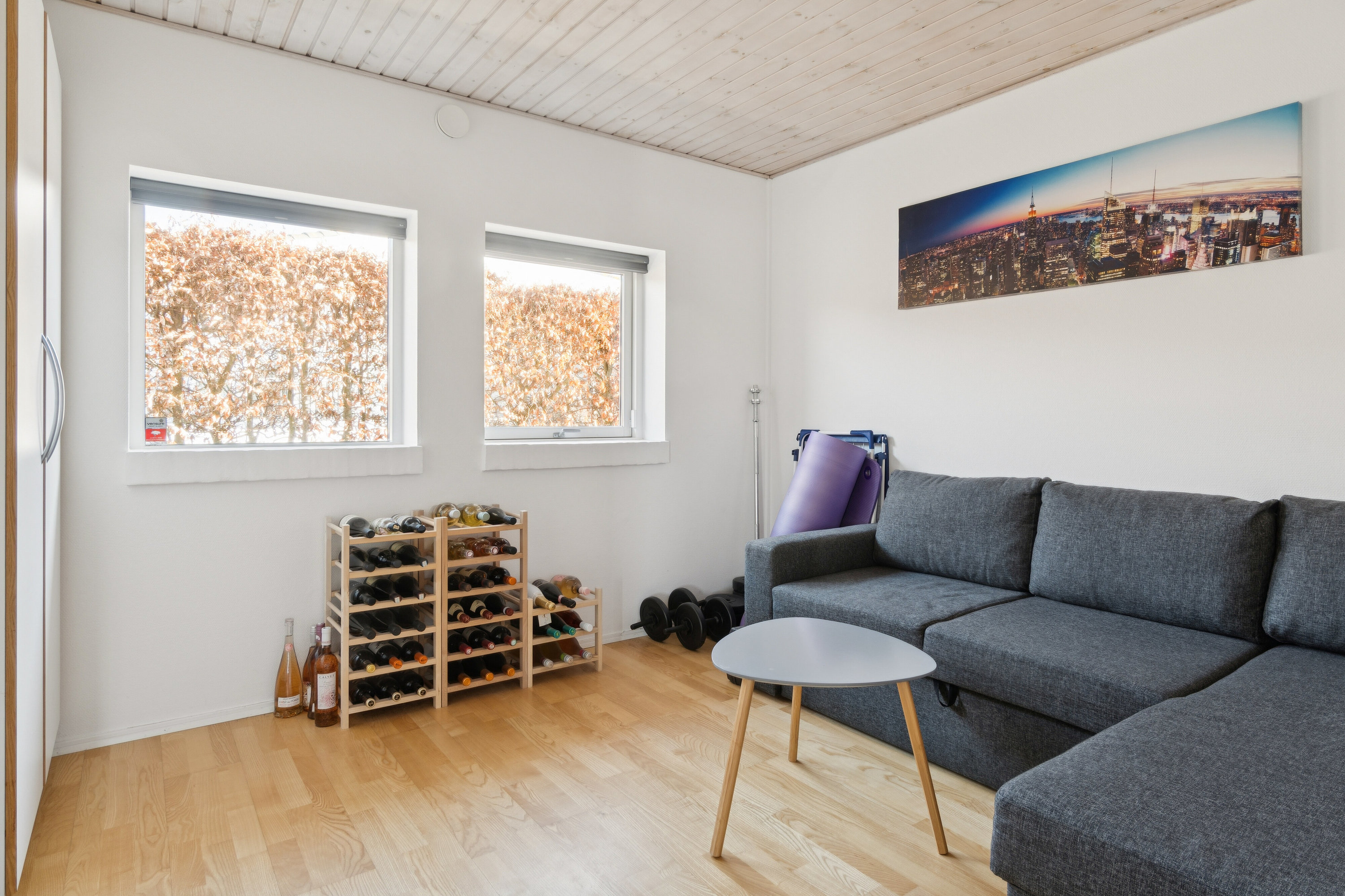 Fremhævet stue billede i fuldskærmstilstand. Billede af Trompetvej 15, 4700 Næstved