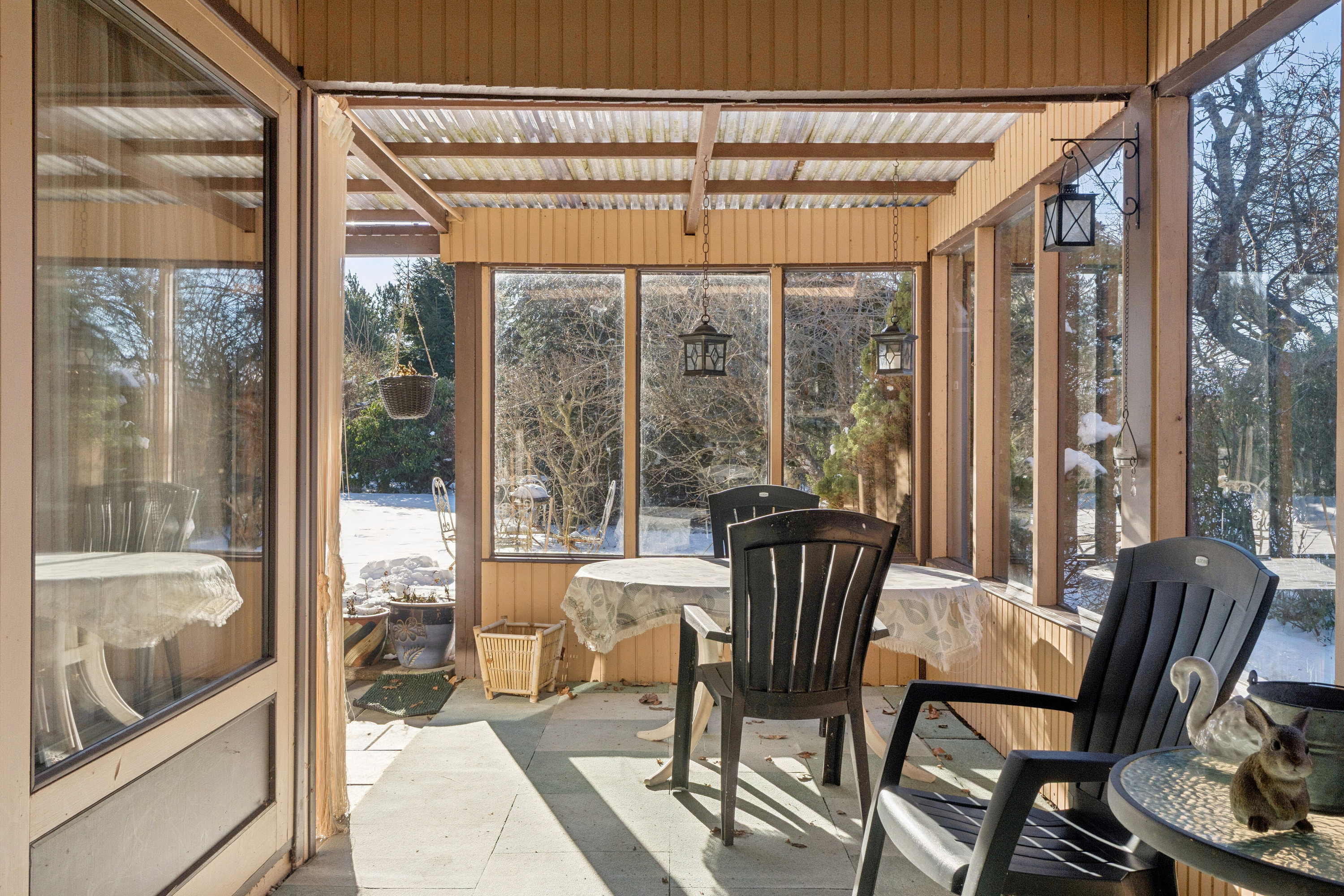 Fremhævet overdækket terrasse billede i fuldskærmstilstand. Billede af Allikevej 8, 3120 Dronningmølle