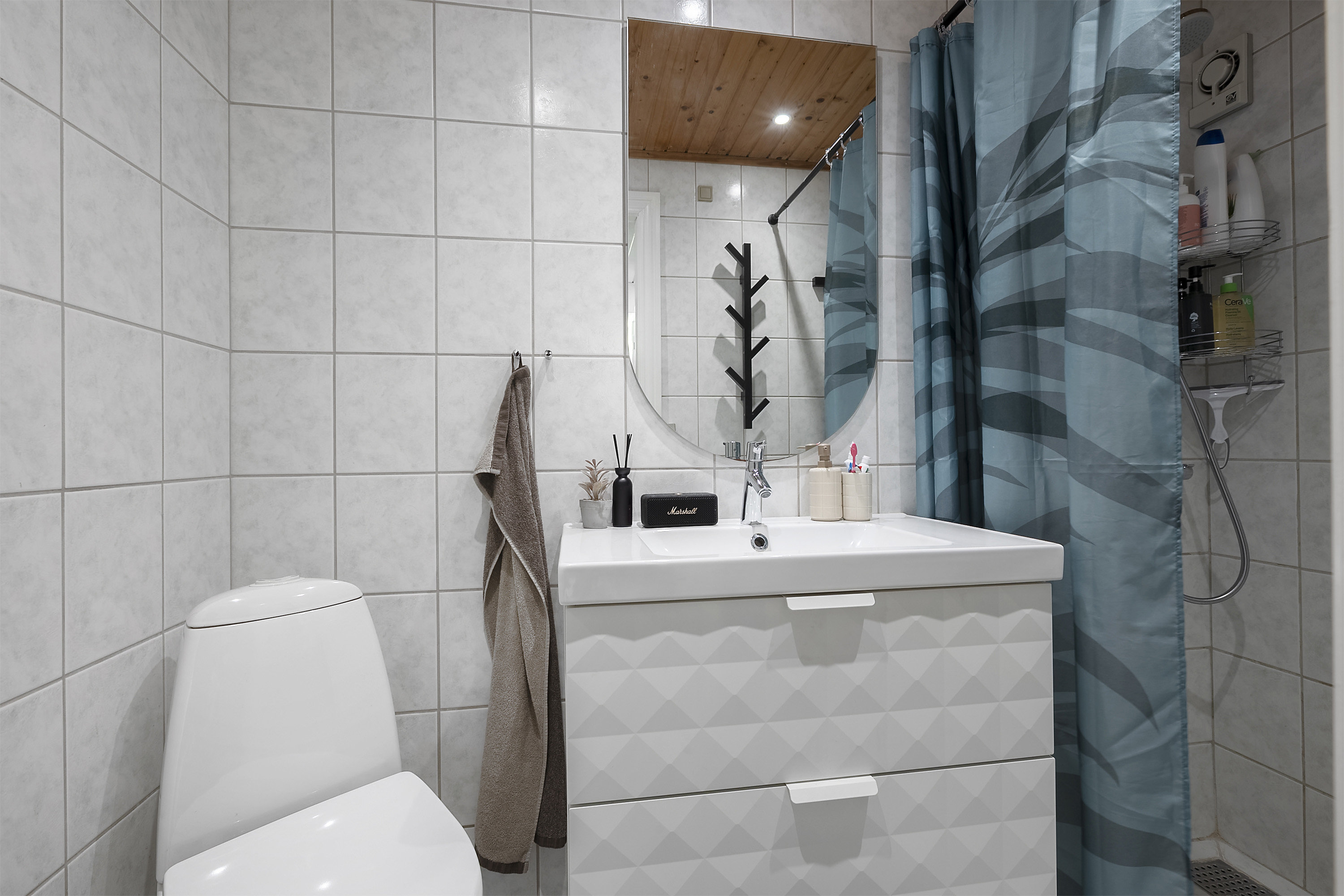 Fremhævet badeværelse billede i fuldskærmstilstand. Billede af Haderslevvej 80, 6200 Aabenraa