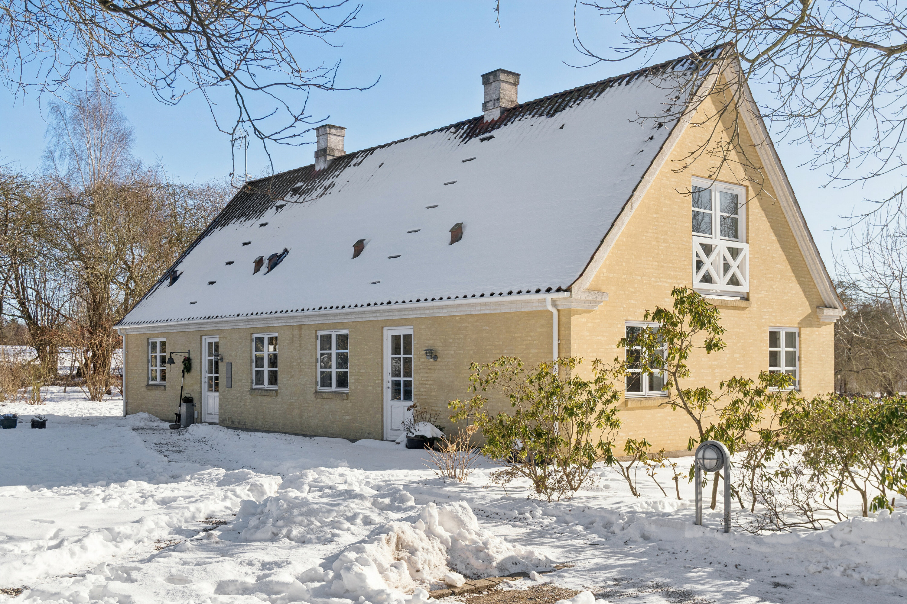 Fremhævet set fra haven billede i fuldskærmstilstand. Billede af Langerødvej 45A, Langerød, 3480 Fredensborg
