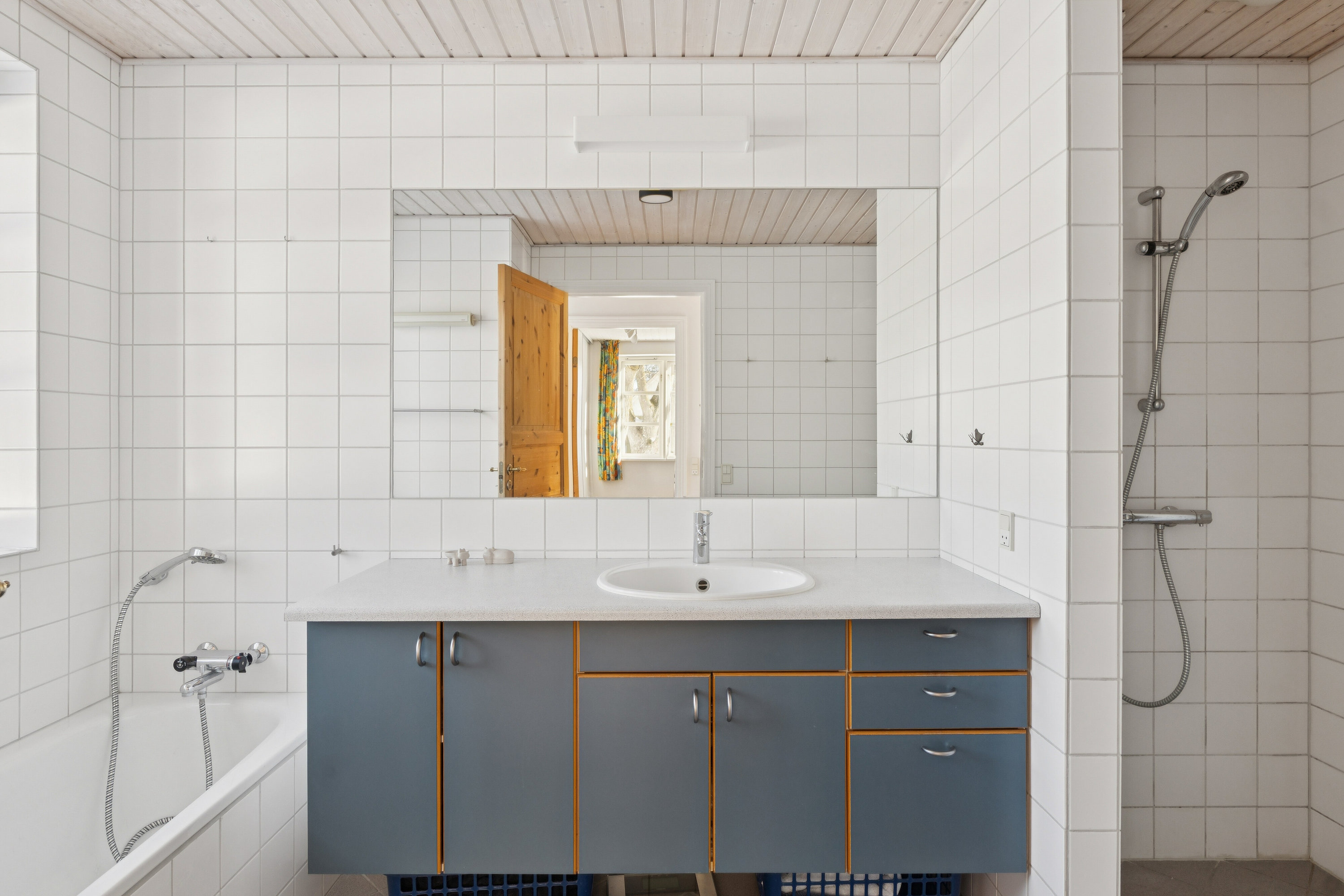 Fremhævet badeværelse billede i fuldskærmstilstand. Billede af Langerødvej 45A, Langerød, 3480 Fredensborg