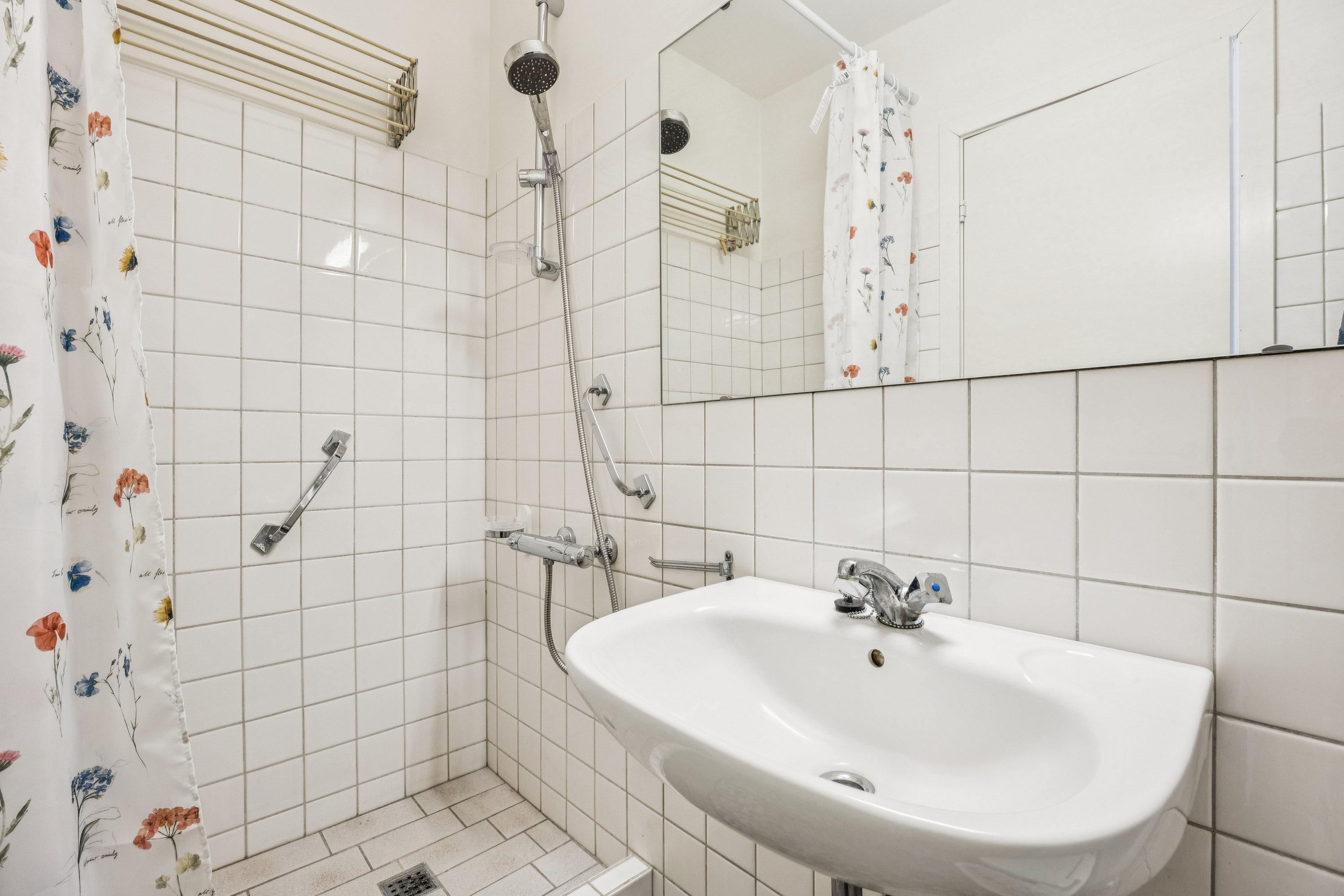 Fremhævet badeværelse billede i fuldskærmstilstand. Billede af Sandmarksbo 1, 1. 110., 4600 Køge