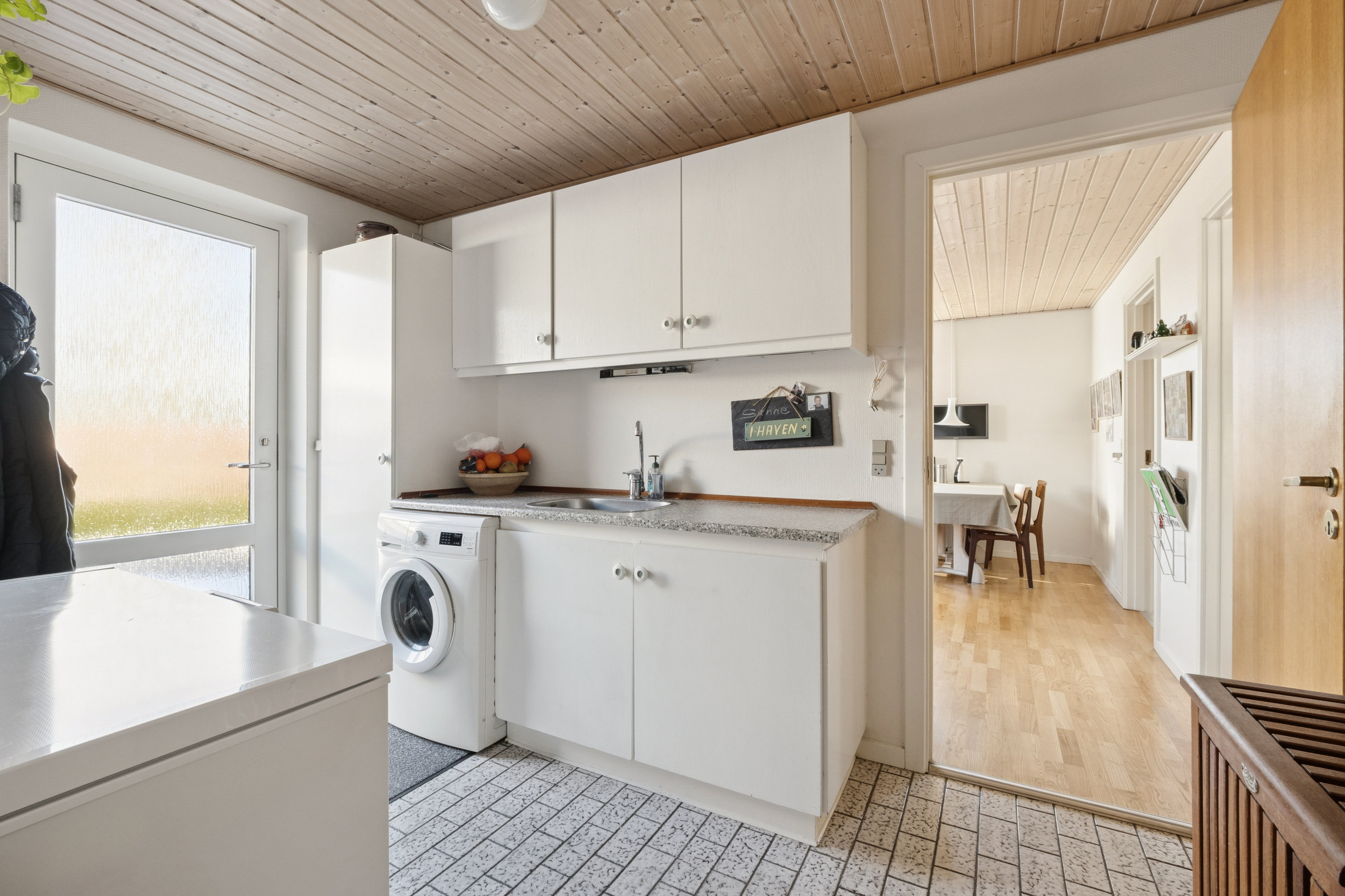 Fremhævet køkken billede i fuldskærmstilstand. Billede af Vestervangen 36, 7900 Nykøbing M