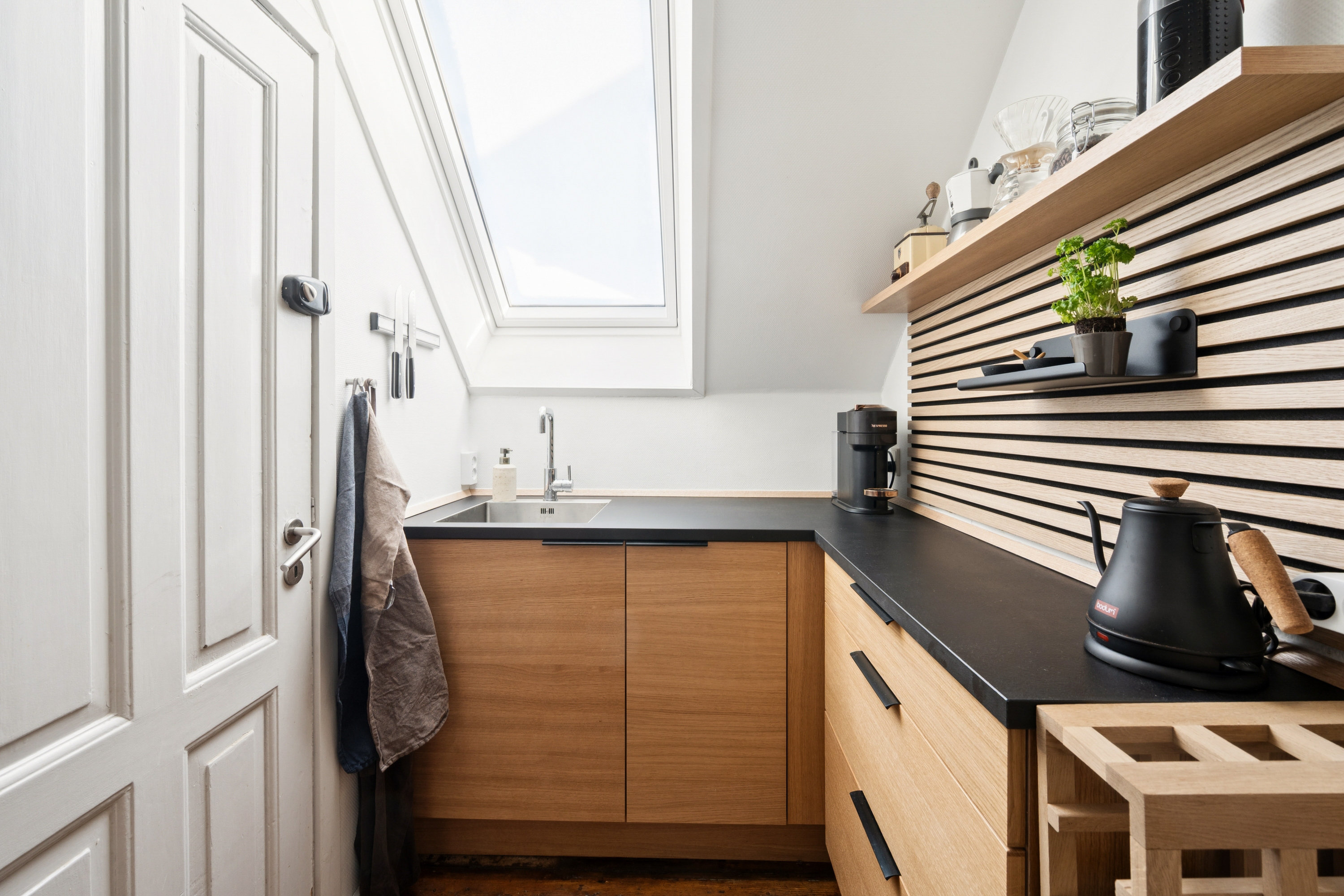 Fremhævet værelse billede i fuldskærmstilstand. Billede af Skt. Anna Gade 45B, 4. th., 8000 Aarhus C