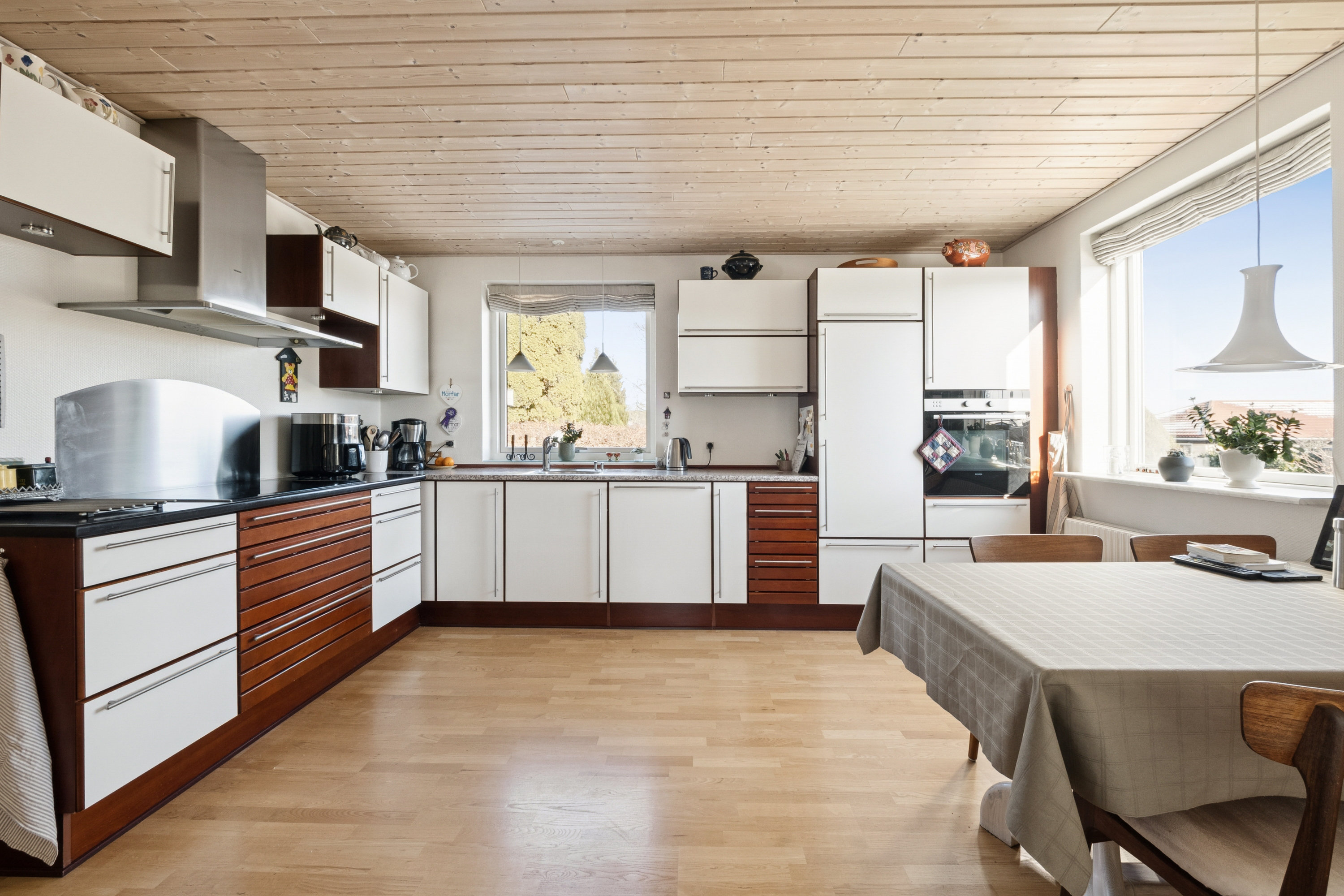 Fremhævet køkken billede i fuldskærmstilstand. Billede af Vestervangen 36, 7900 Nykøbing M