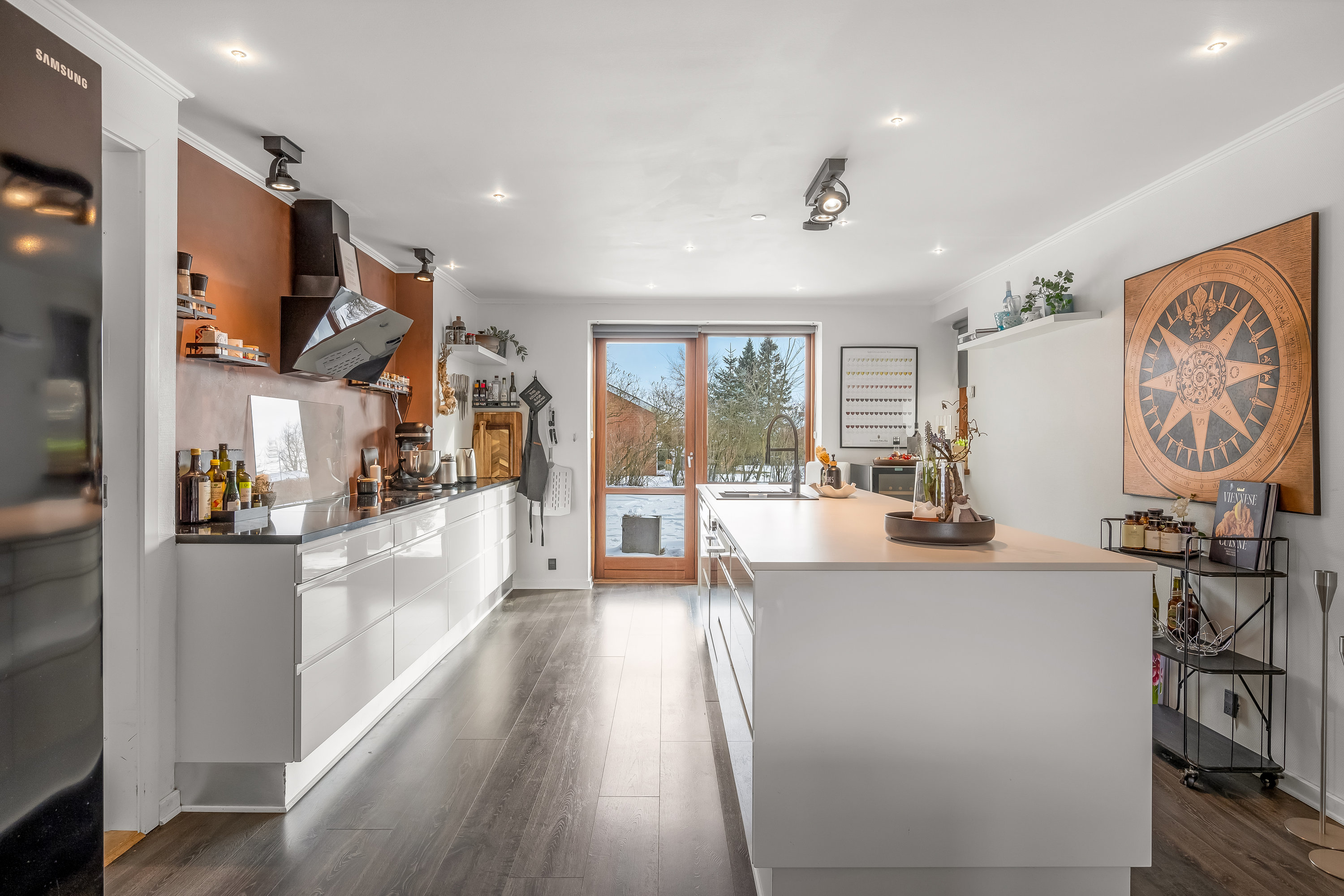 Fremhævet køkken billede i fuldskærmstilstand. Billede af Åløkke 11, 6372 Bylderup-Bov