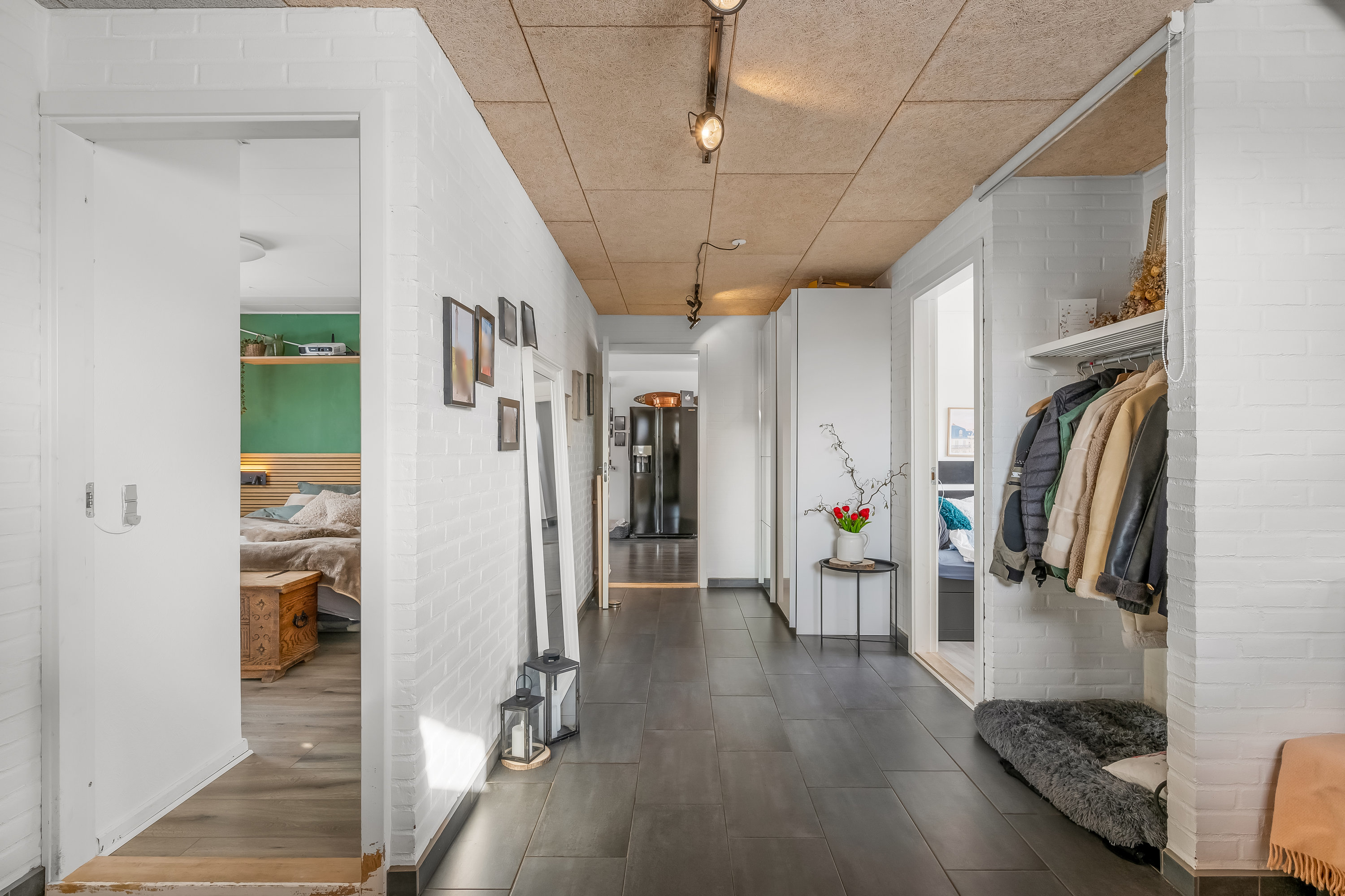 Fremhævet gang billede i fuldskærmstilstand. Billede af Åløkke 11, 6372 Bylderup-Bov