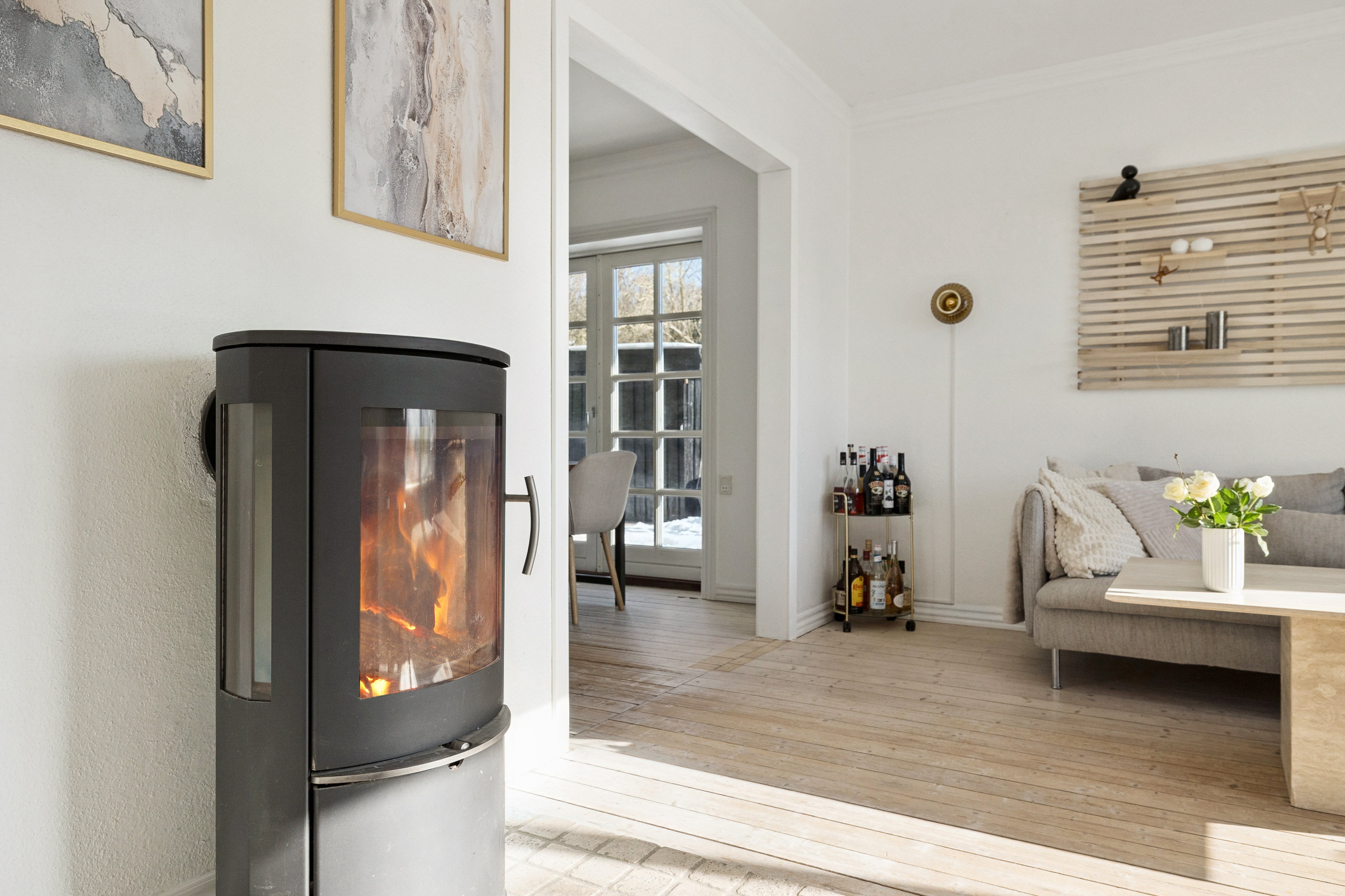 Fremhævet stue billede i fuldskærmstilstand. Billede af Elmevej 11, Hobro By, 9500 Hobro