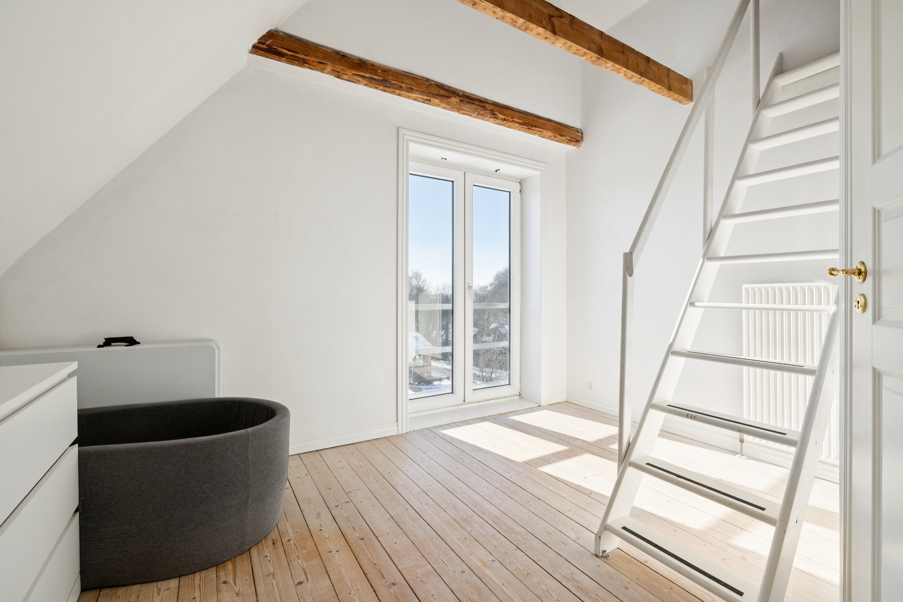 Fremhævet værelse billede i fuldskærmstilstand. Billede af Elmevej 11, Hobro By, 9500 Hobro