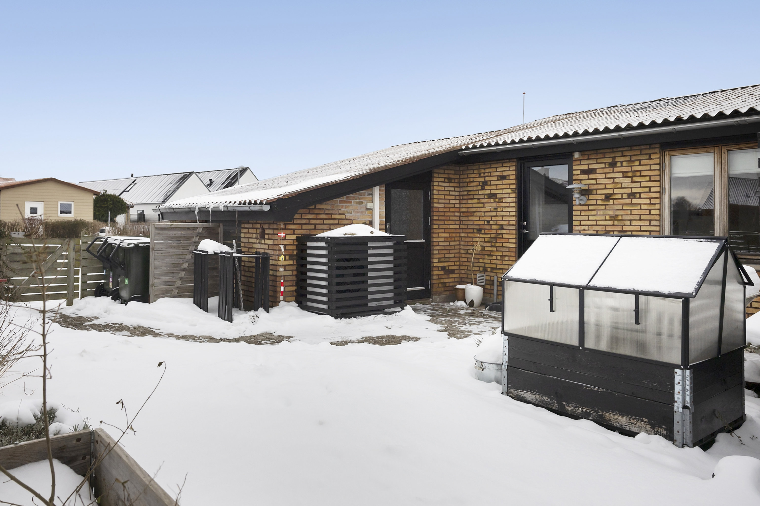 Fremhævet ejendommen billede i fuldskærmstilstand. Billede af Ternevej 14, 7130 Juelsminde