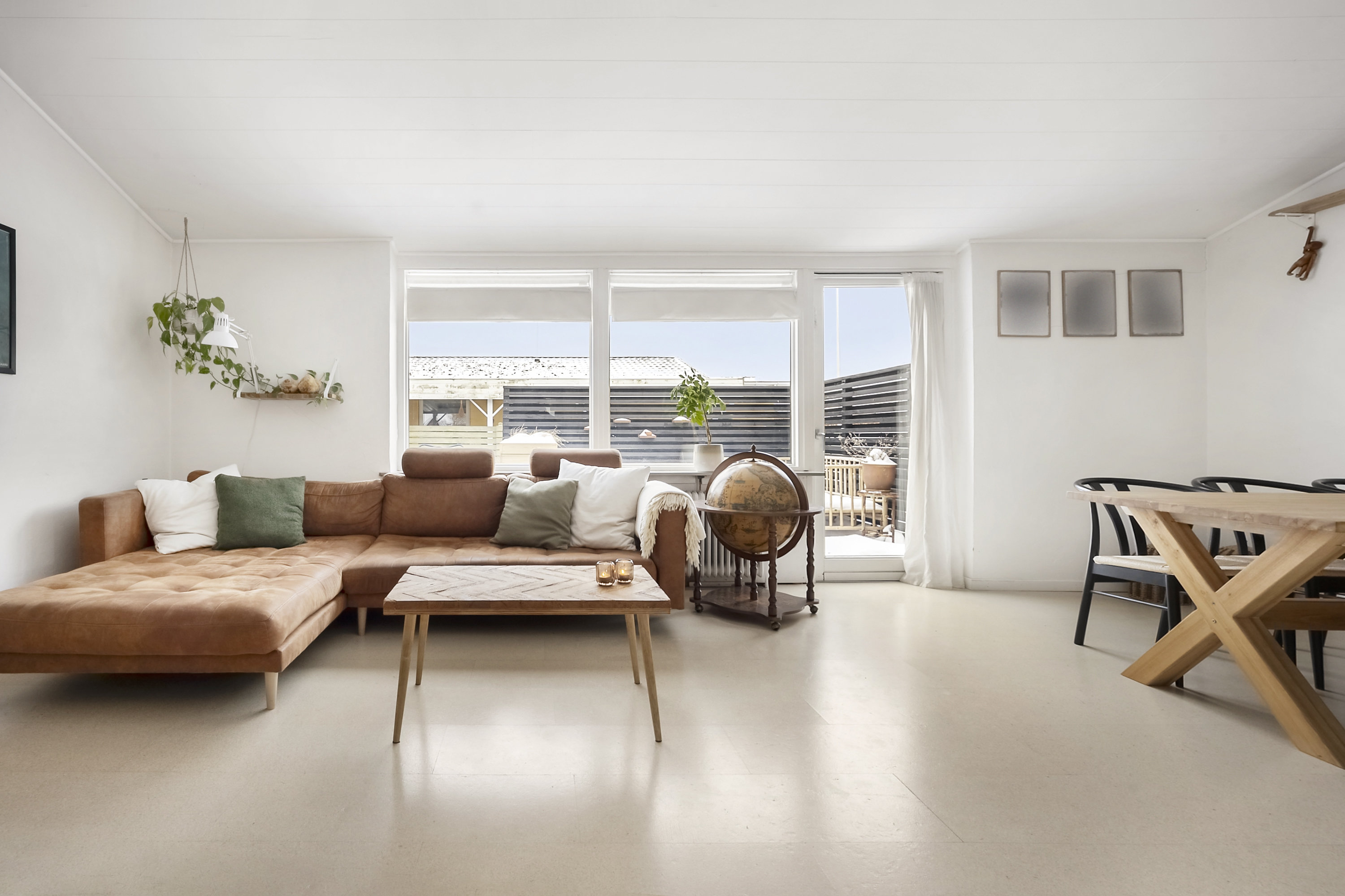 Fremhævet stue billede i fuldskærmstilstand. Billede af Ternevej 14, 7130 Juelsminde