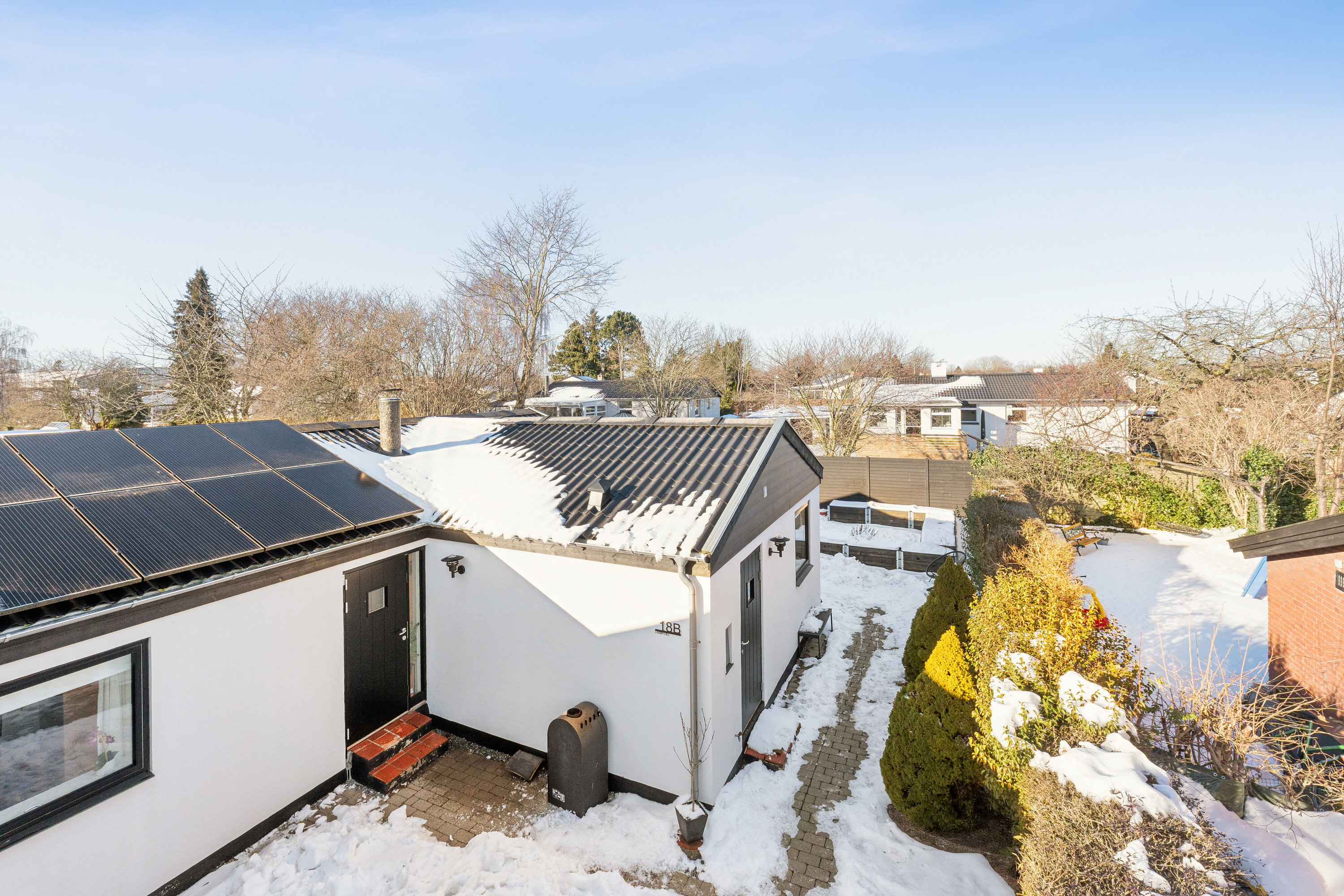 Fremhævet udsigt fra toppen billede i fuldskærmstilstand. Billede af Låsbyvej 18B, 2610 Rødovre