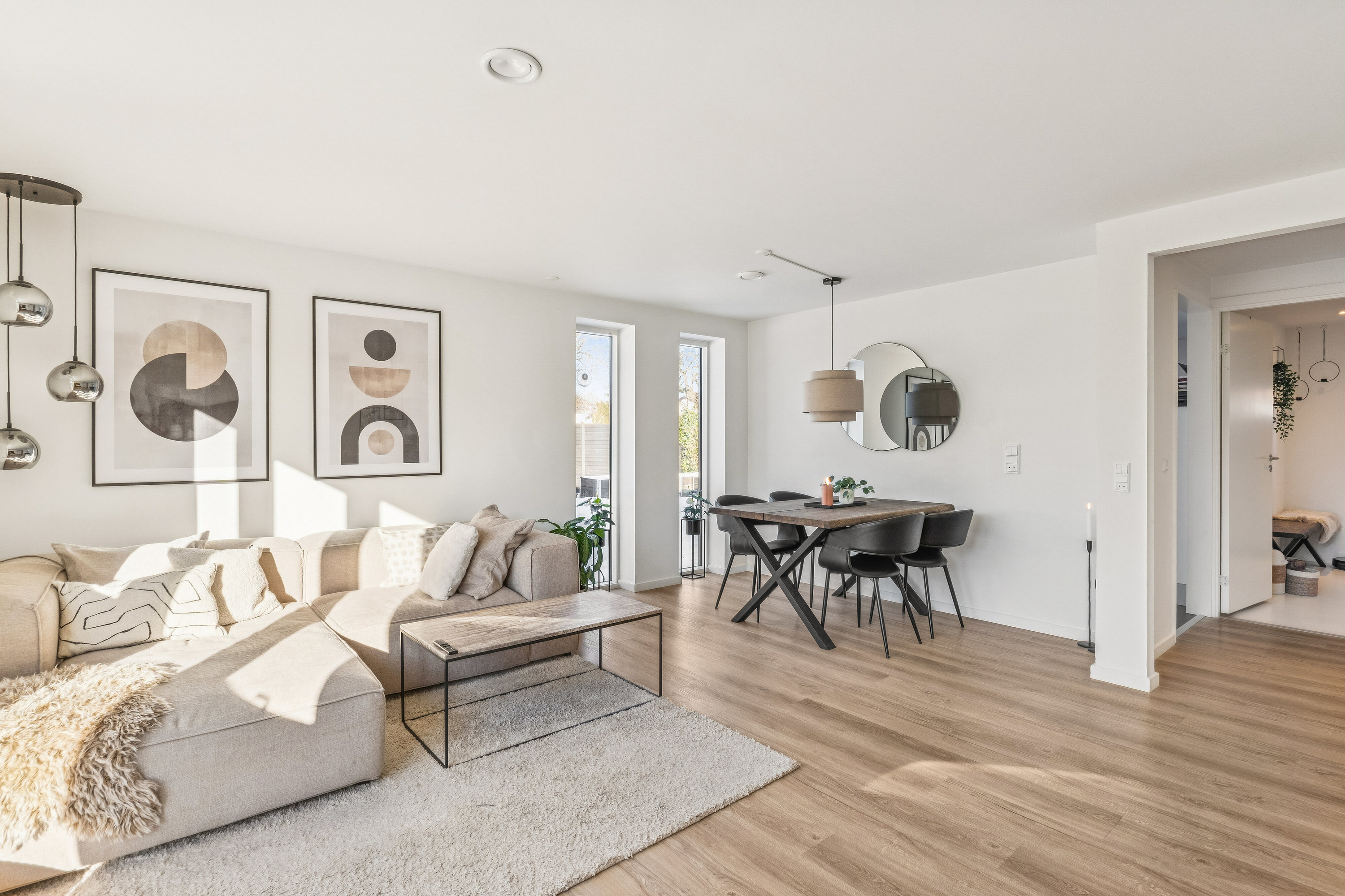 Miniaturebillede 2: stue. Billede af Låsbyvej 18B, 2610 Rødovre