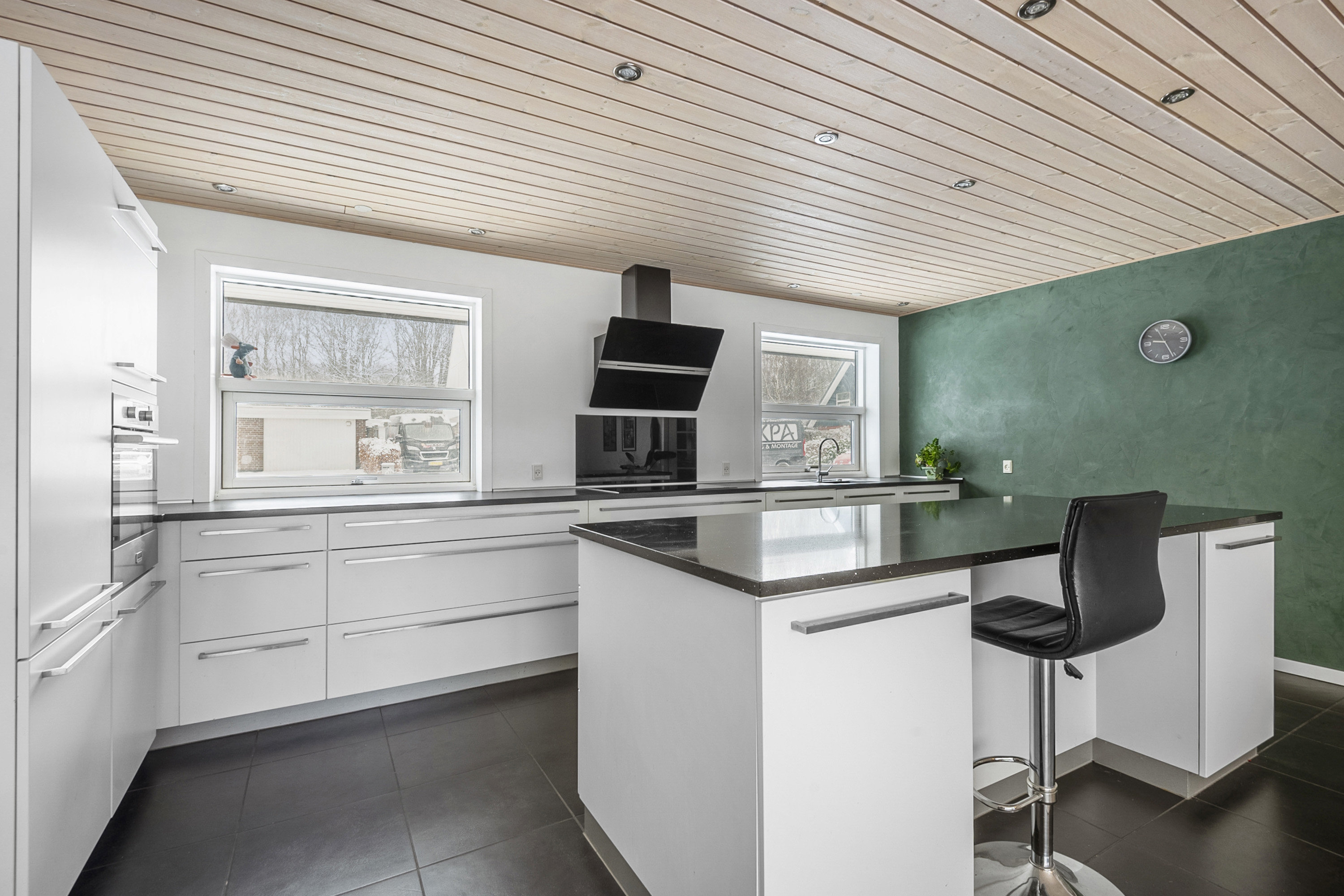 Fremhævet køkken billede i fuldskærmstilstand. Billede af Egedesmindevej 71, 6715 Esbjerg N