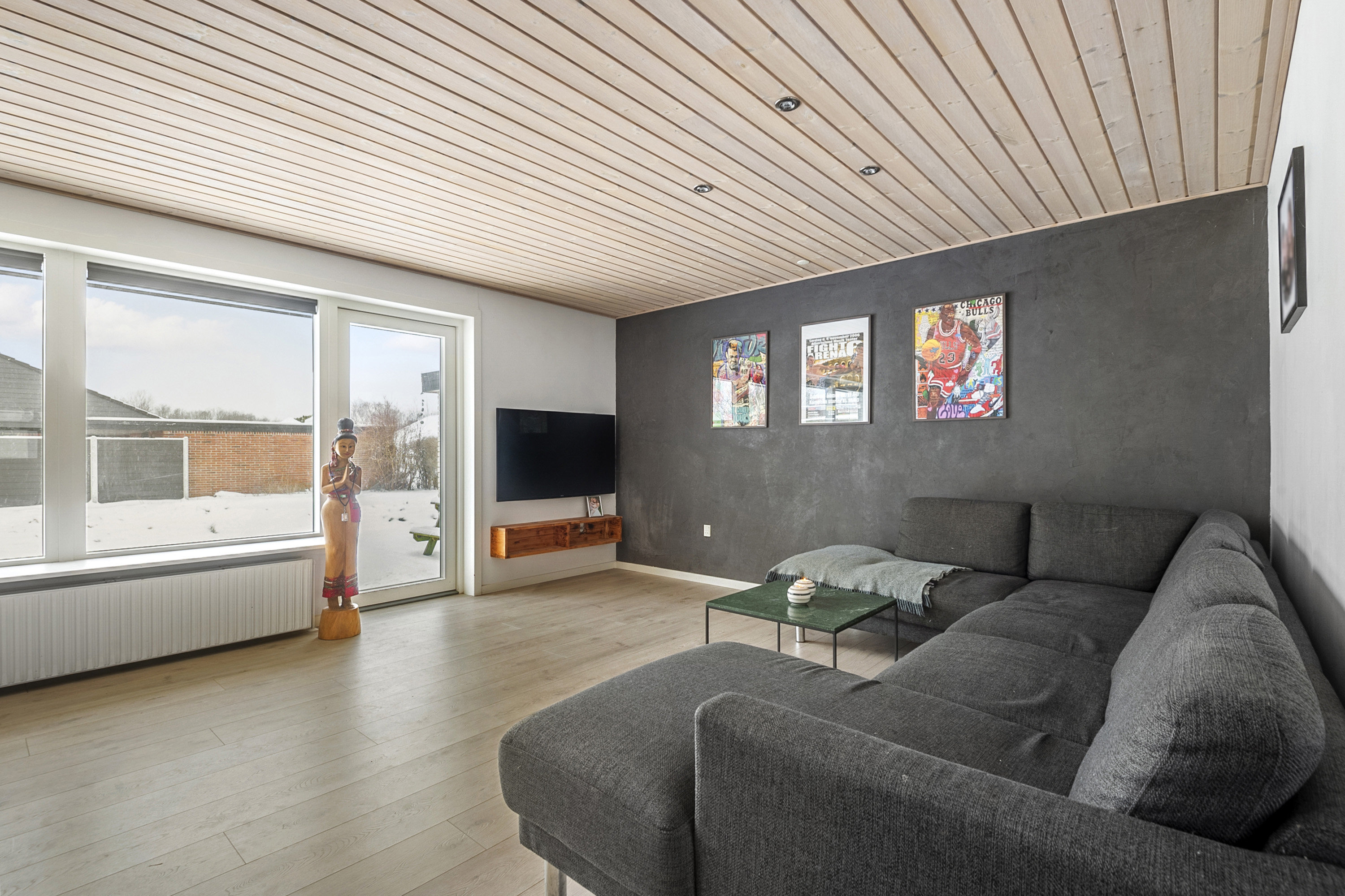 Fremhævet stue billede i fuldskærmstilstand. Billede af Egedesmindevej 71, 6715 Esbjerg N