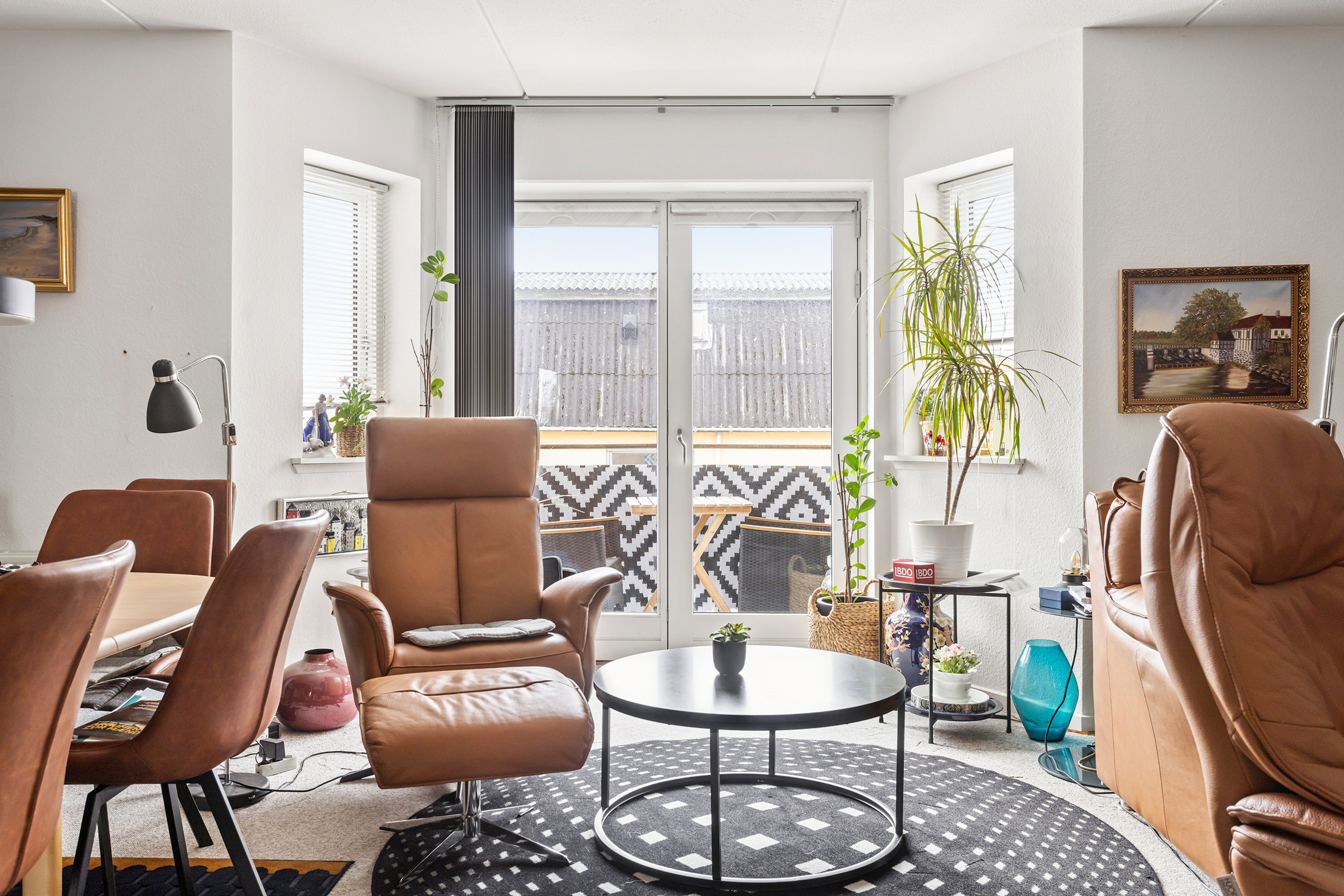 Fremhævet stue billede i fuldskærmstilstand. Billede af Chr. Pedersensvej 2C, 1. tv., 9300 Sæby