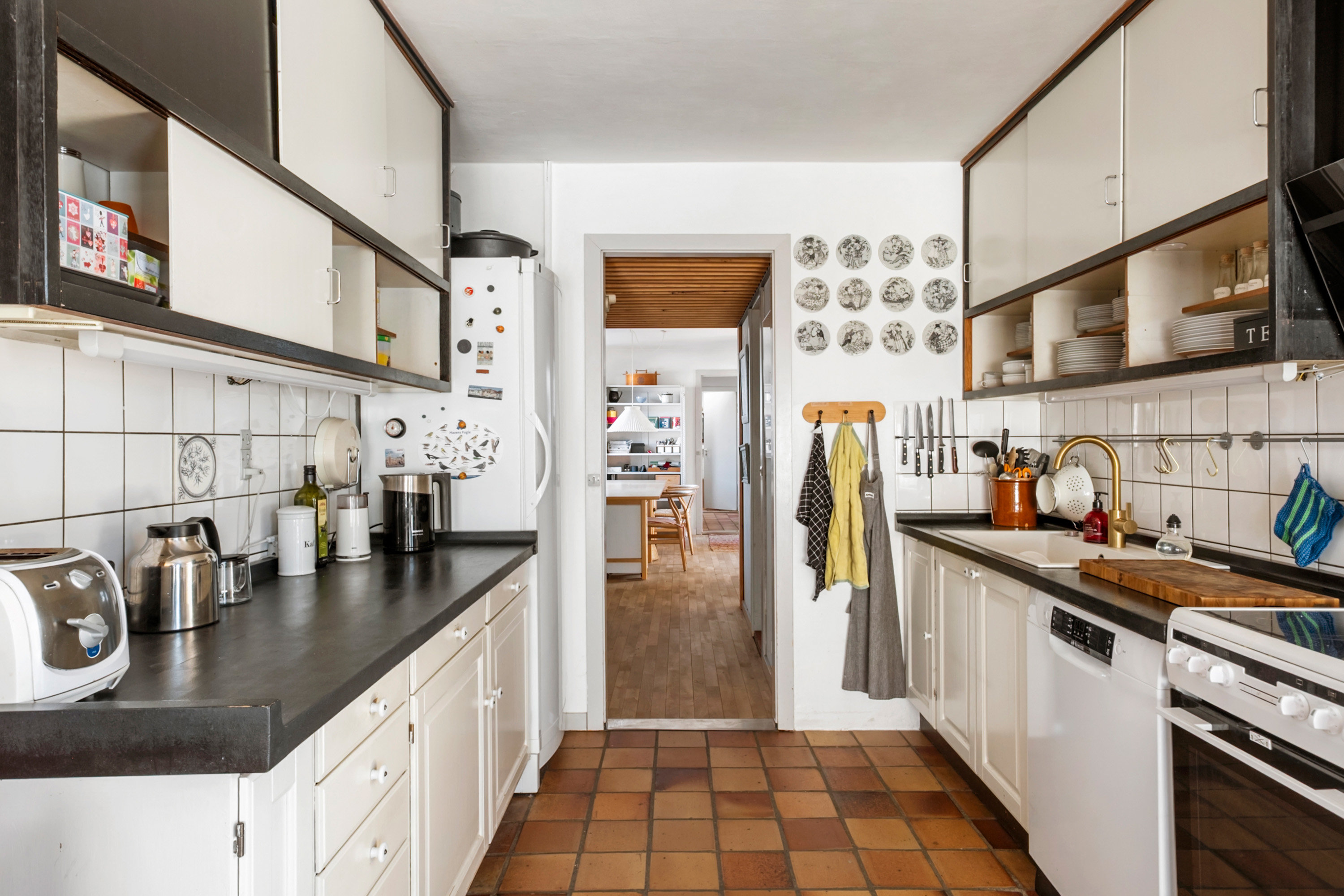 Fremhævet køkken billede i fuldskærmstilstand. Billede af Gartnervænget 75, 3520 Farum