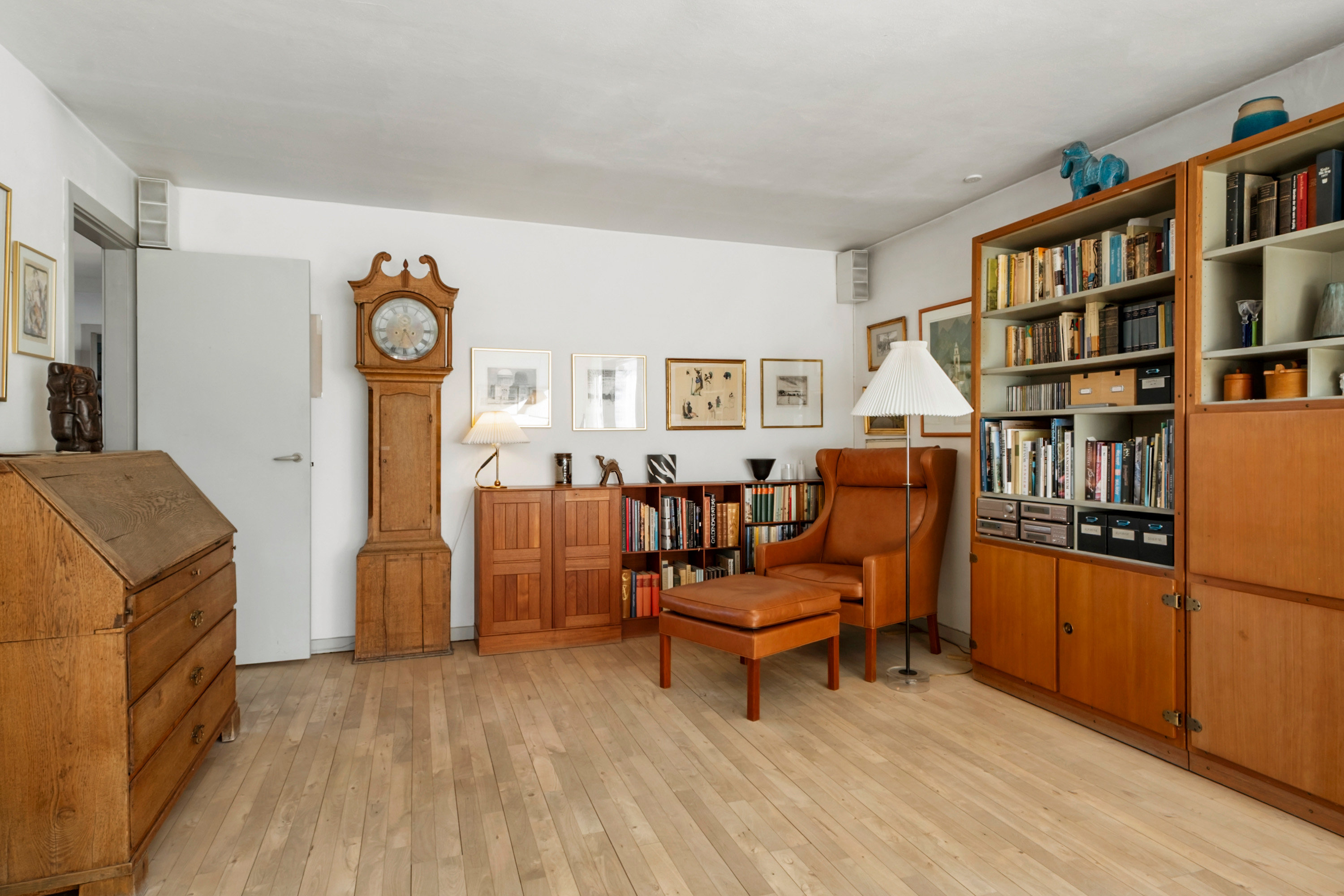 Fremhævet stue billede i fuldskærmstilstand. Billede af Gartnervænget 75, 3520 Farum