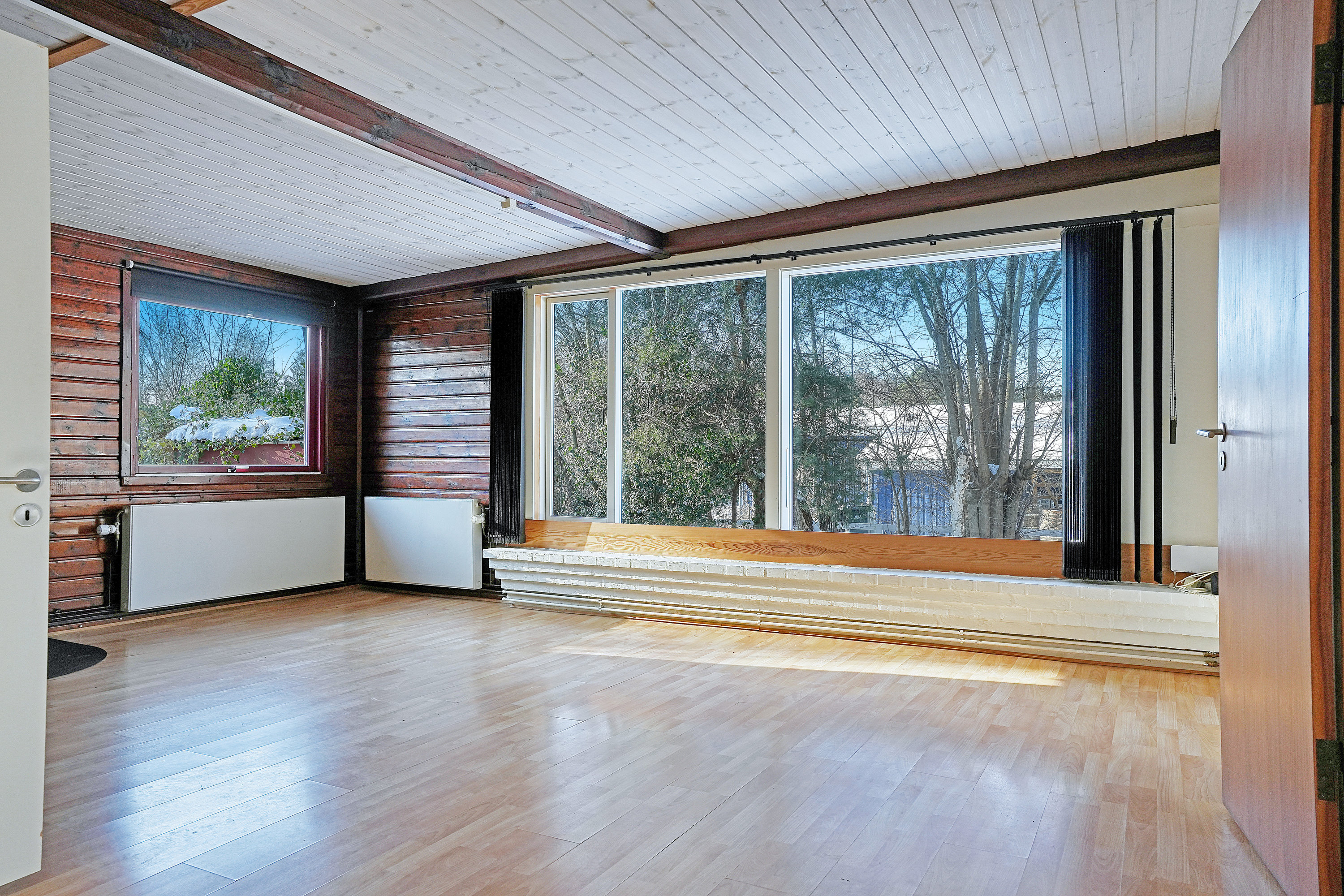 Fremhævet stue billede i fuldskærmstilstand. Billede af Møllebakken 65, 4581 Rørvig