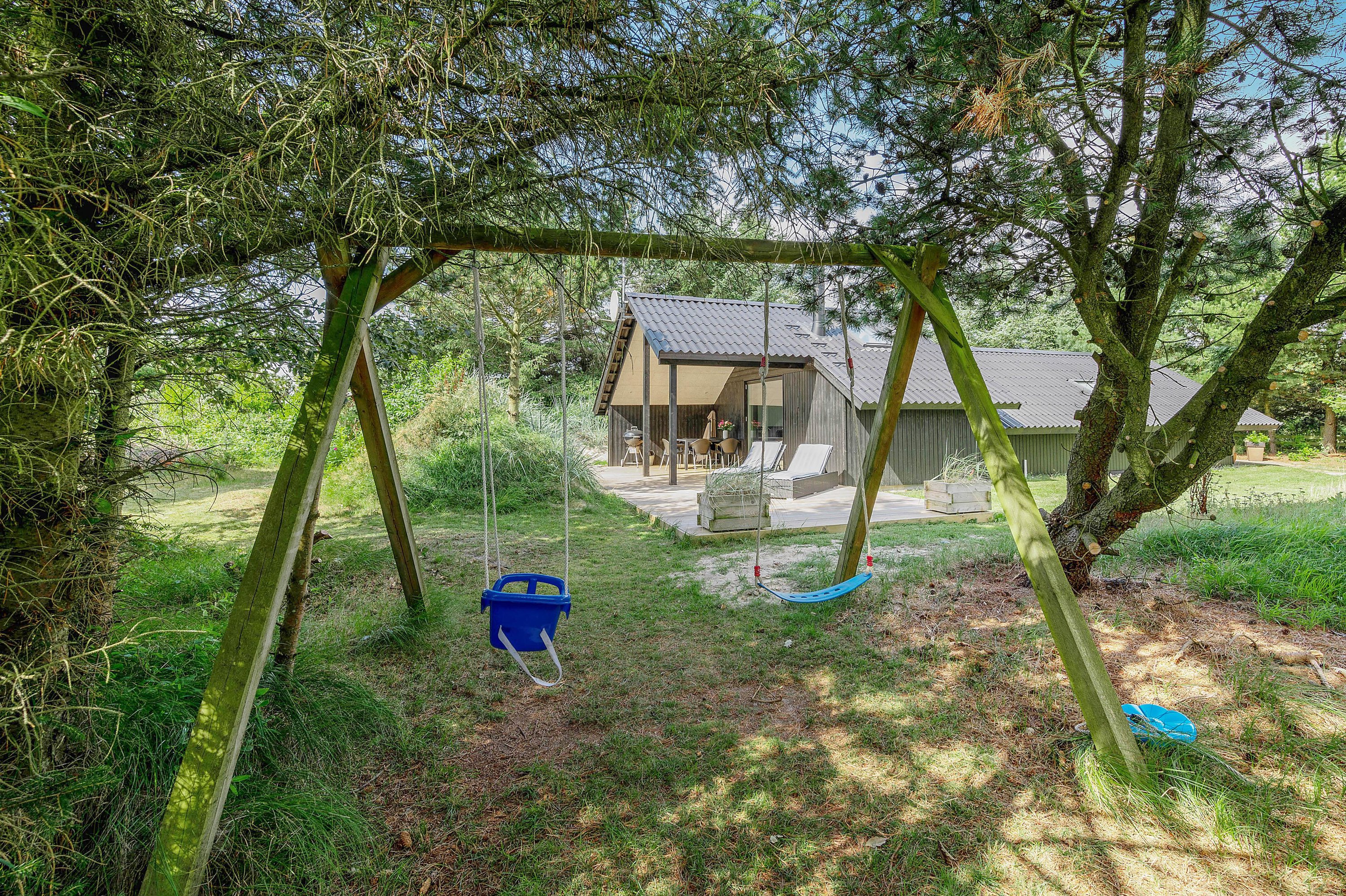 Fremhævet  billede i fuldskærmstilstand. Billede af Kirksvej 55, Bjerregaard, 6960 Hvide Sande