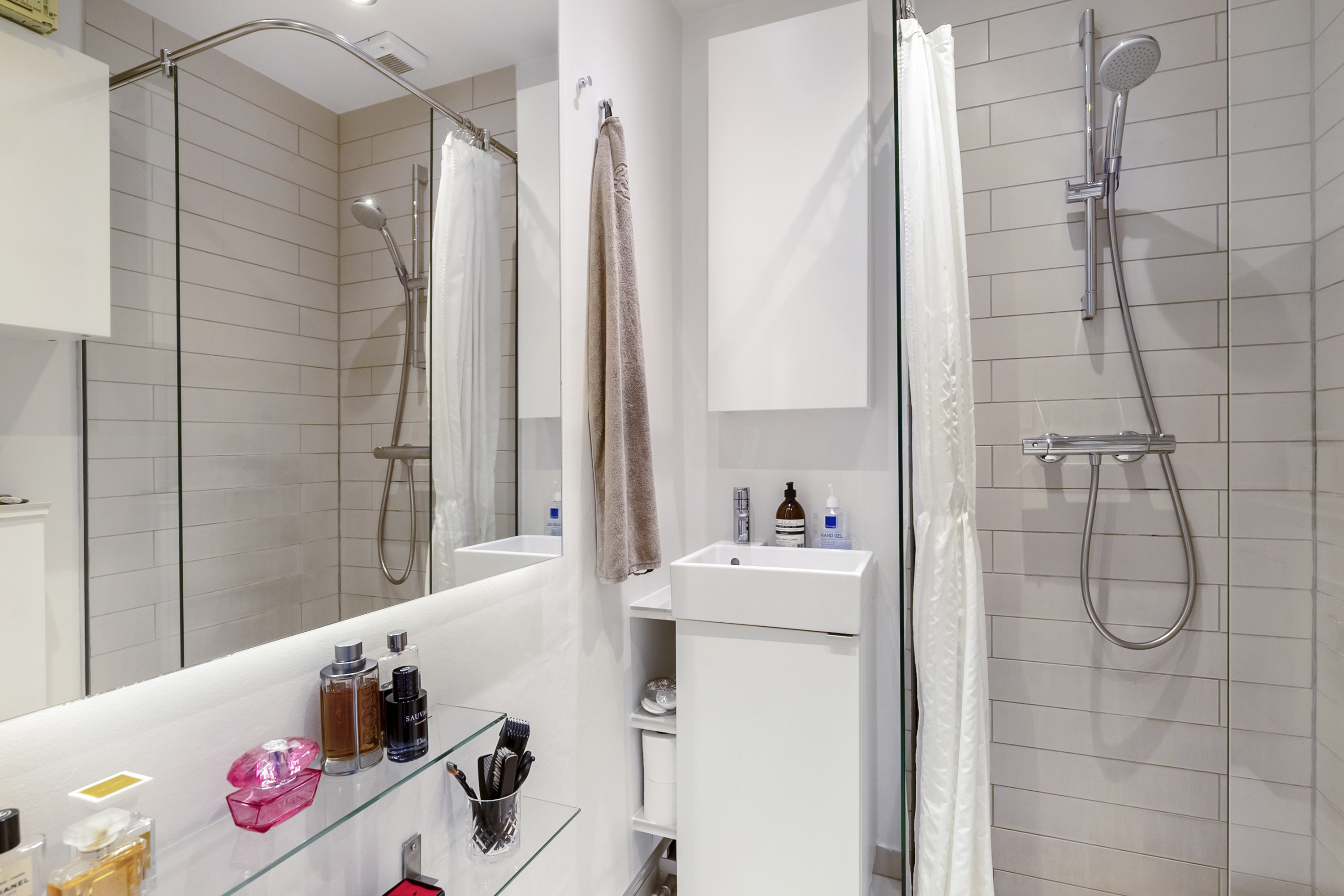 Fremhævet badeværelse billede i fuldskærmstilstand. Billede af Nordre Ringgade 98, 3. th., Trøjborg, 8200 Aarhus N