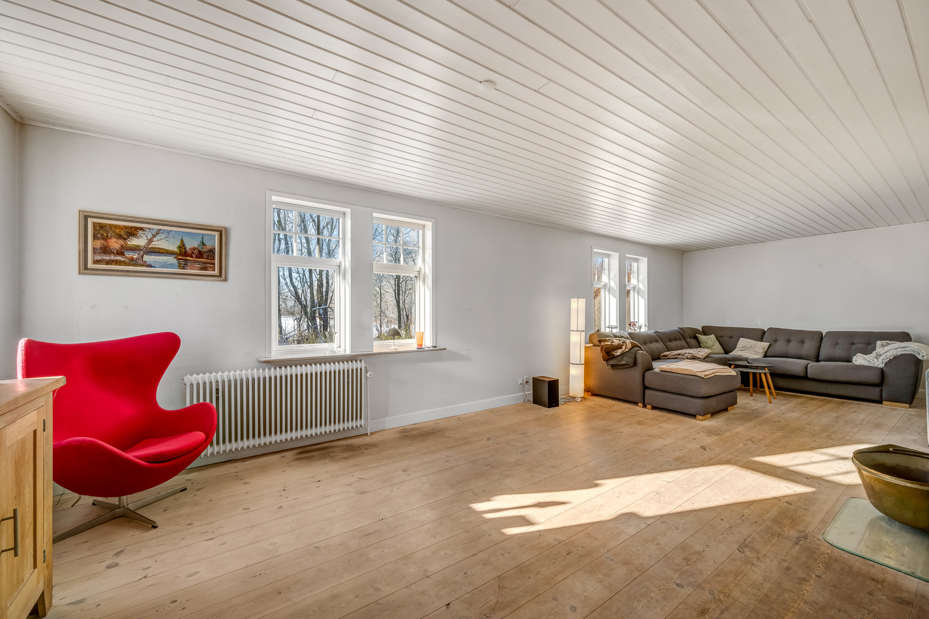 Fremhævet stue billede i fuldskærmstilstand. Billede af Nissengårdevej 8, Sdr Bork, 6893 Hemmet