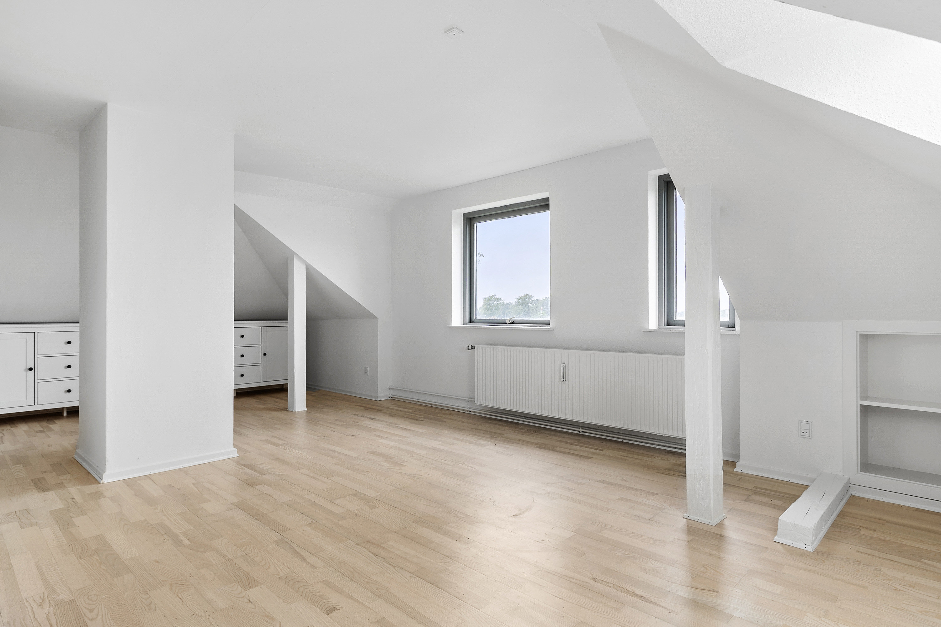 Fremhævet  billede i fuldskærmstilstand. Billede af Smedebroen 12A, 1. th., 8380 Trige