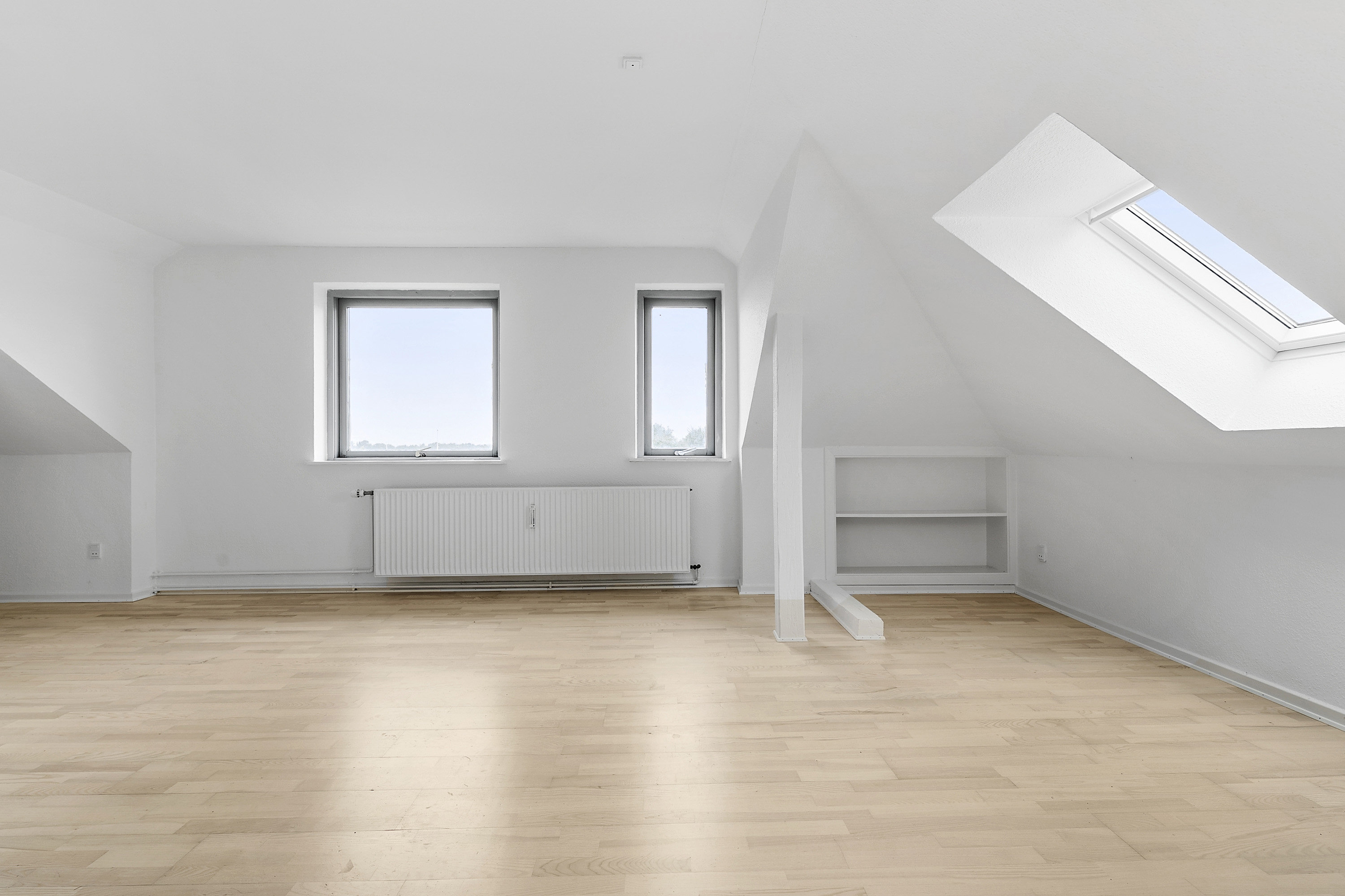 Fremhævet  billede i fuldskærmstilstand. Billede af Smedebroen 12A, 1. th., 8380 Trige