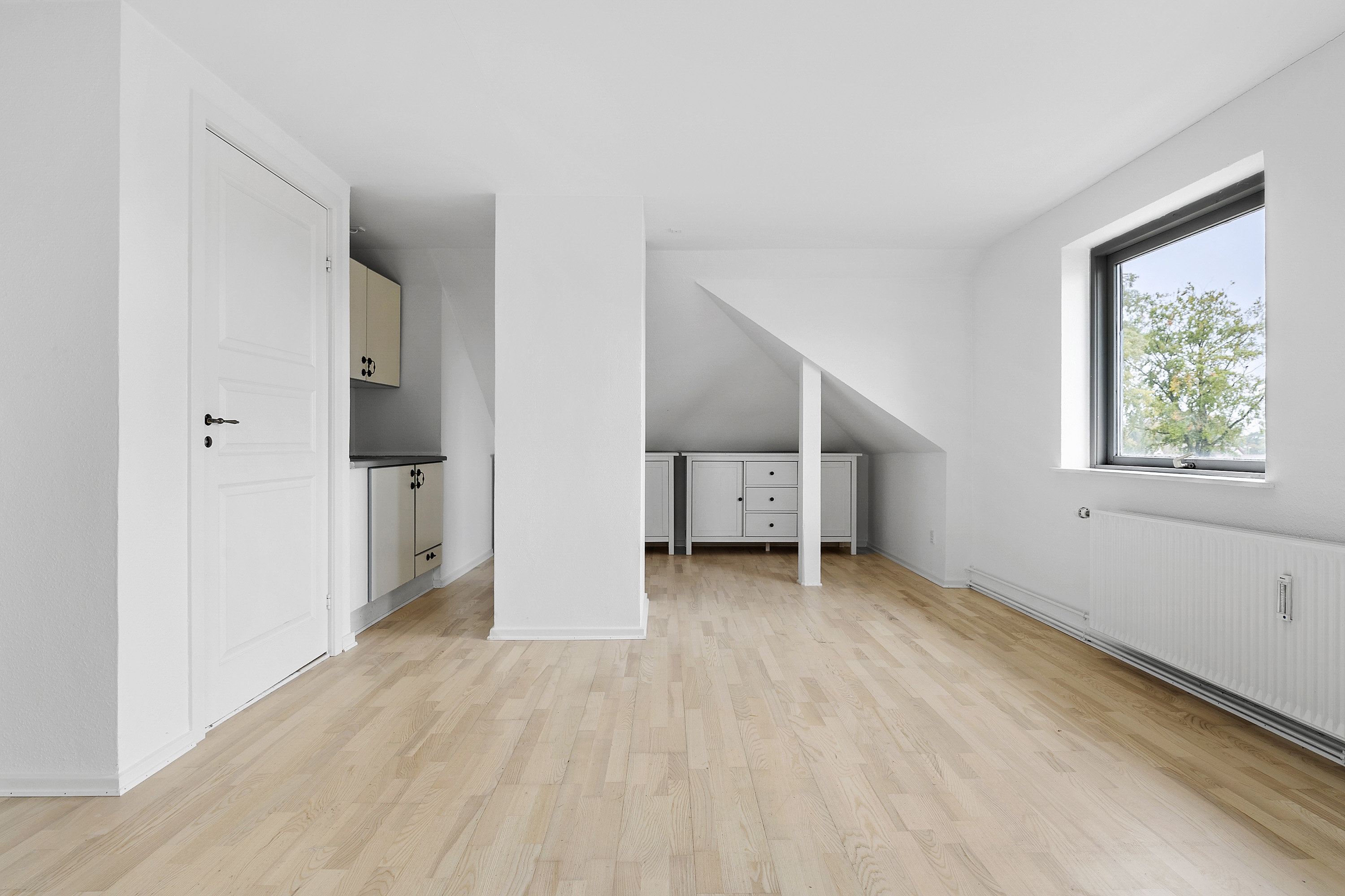 Fremhævet  billede i fuldskærmstilstand. Billede af Smedebroen 12A, 1. th., 8380 Trige