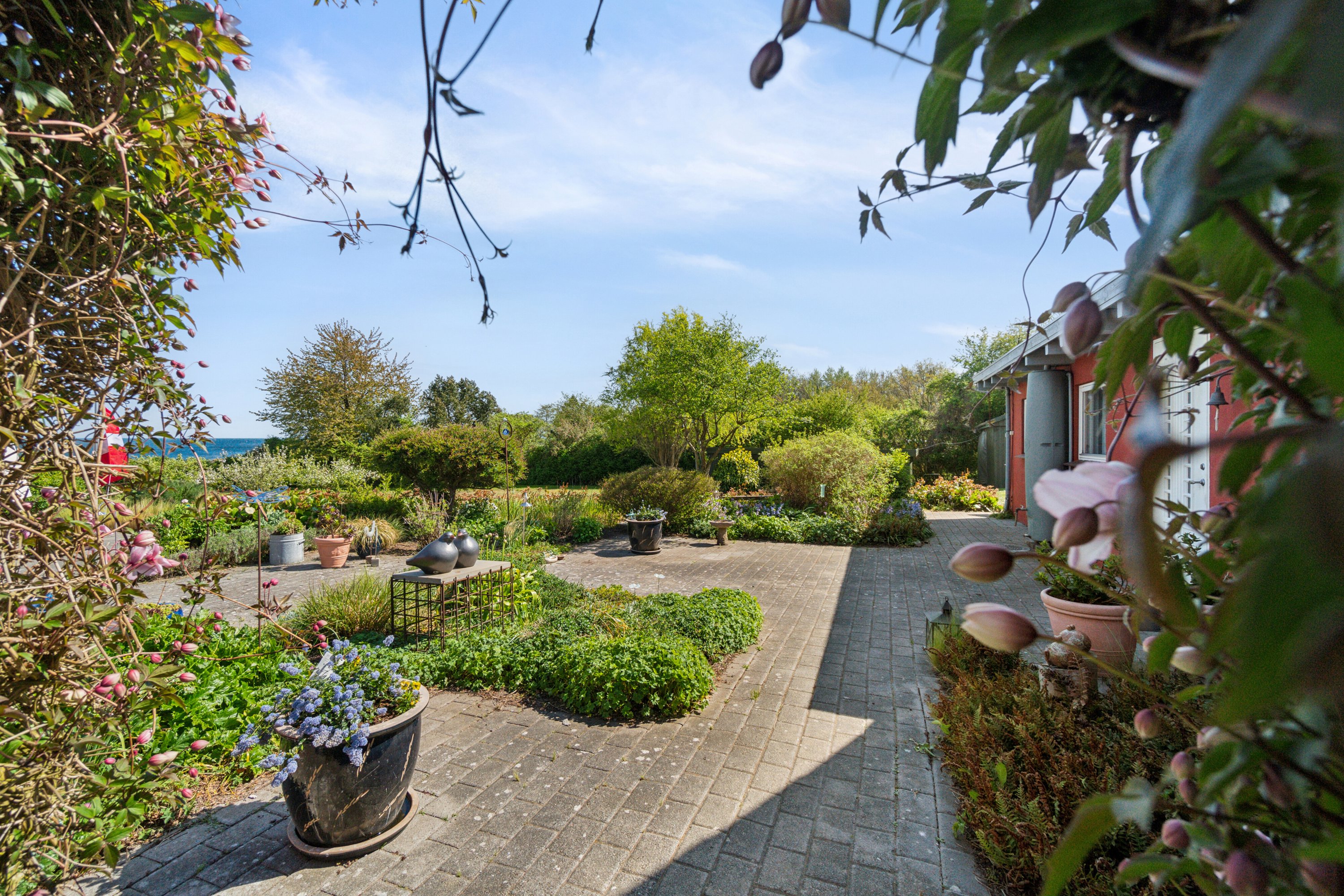 Fremhævet udendørs billede i fuldskærmstilstand. Billede af Aarsdalevej 38, 3740 Svaneke