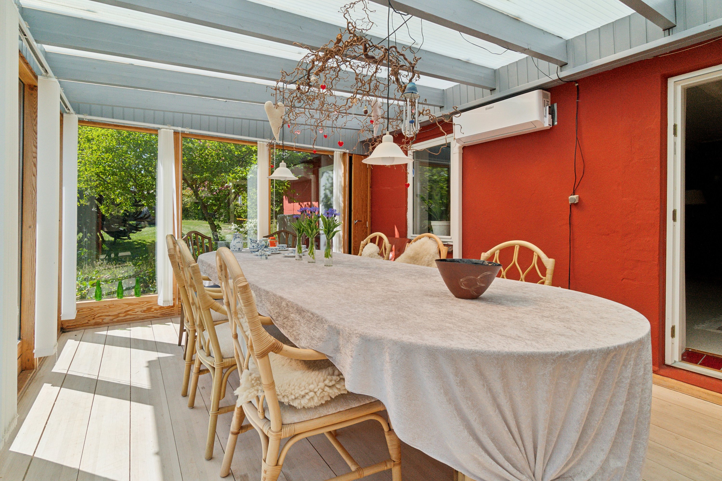 Fremhævet spisestue billede i fuldskærmstilstand. Billede af Aarsdalevej 38, 3740 Svaneke