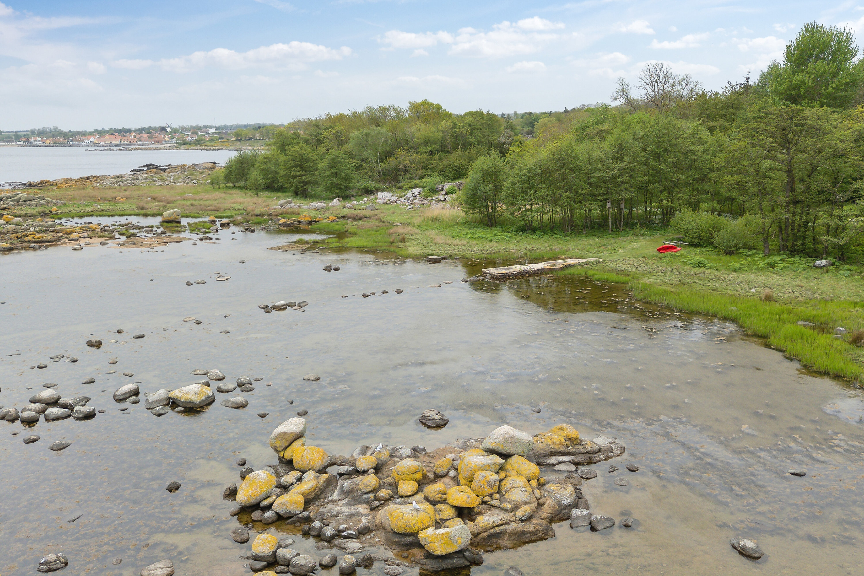 Fremhævet luftfoto billede i fuldskærmstilstand. Billede af Aarsdalevej 38, 3740 Svaneke
