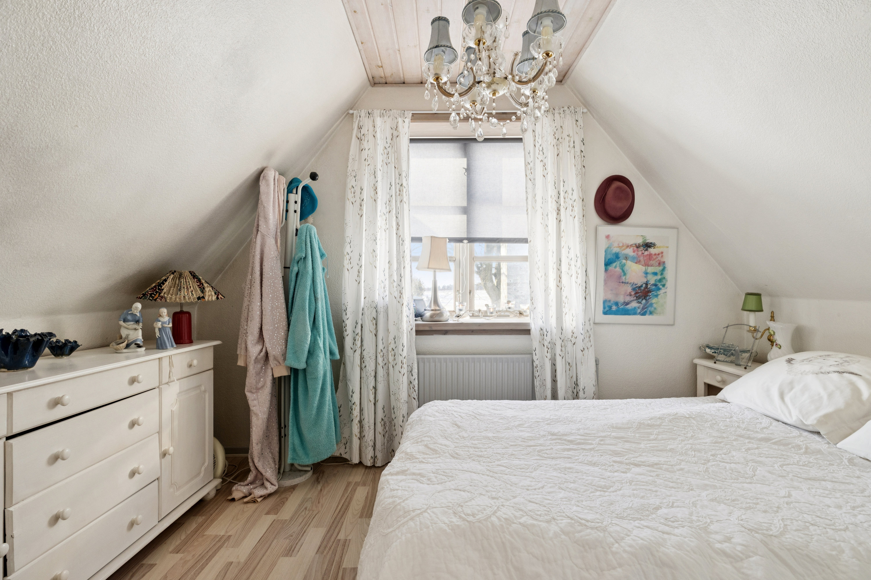 Fremhævet værelse billede i fuldskærmstilstand. Billede af Karlbyvej 1, Karlby, 9500 Hobro