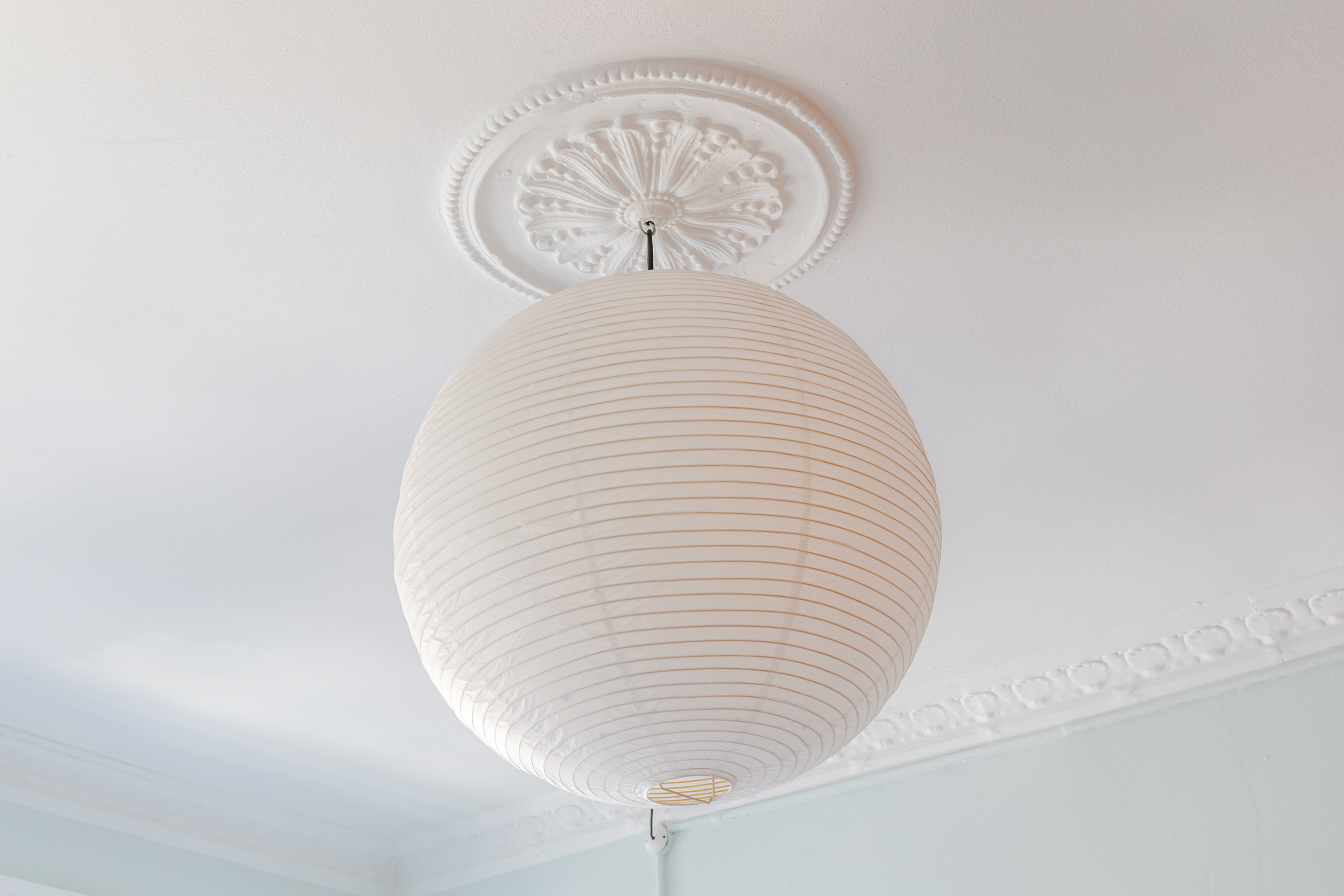 Fremhævet andet billede i fuldskærmstilstand. Billede af Overgaden Oven Vandet 2A, 2. th., 1415 København K