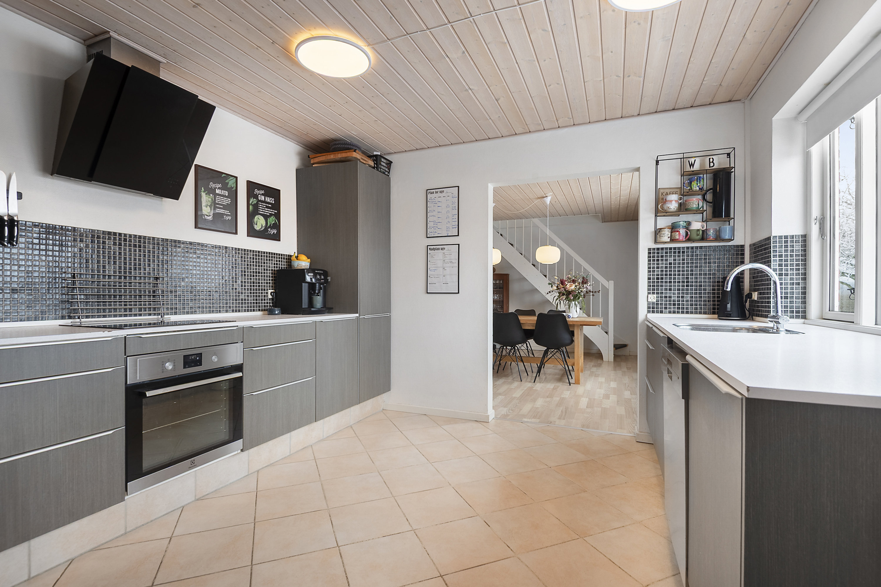 Fremhævet køkken billede i fuldskærmstilstand. Billede af Bryndumvej 175, Bryndum, 6715 Esbjerg N