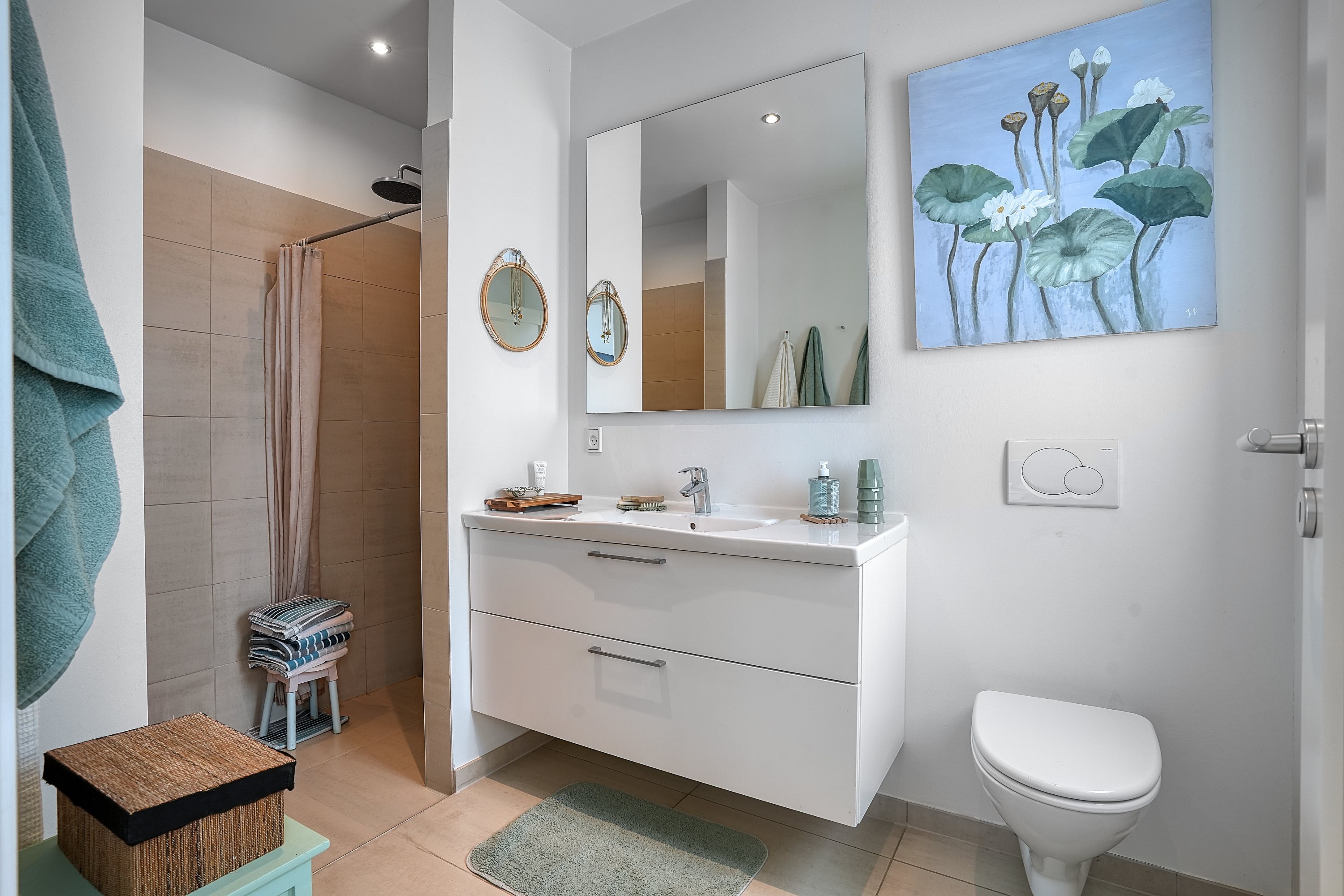 Fremhævet badeværelse billede i fuldskærmstilstand. Billede af Kongevejen 4A, 3480 Fredensborg