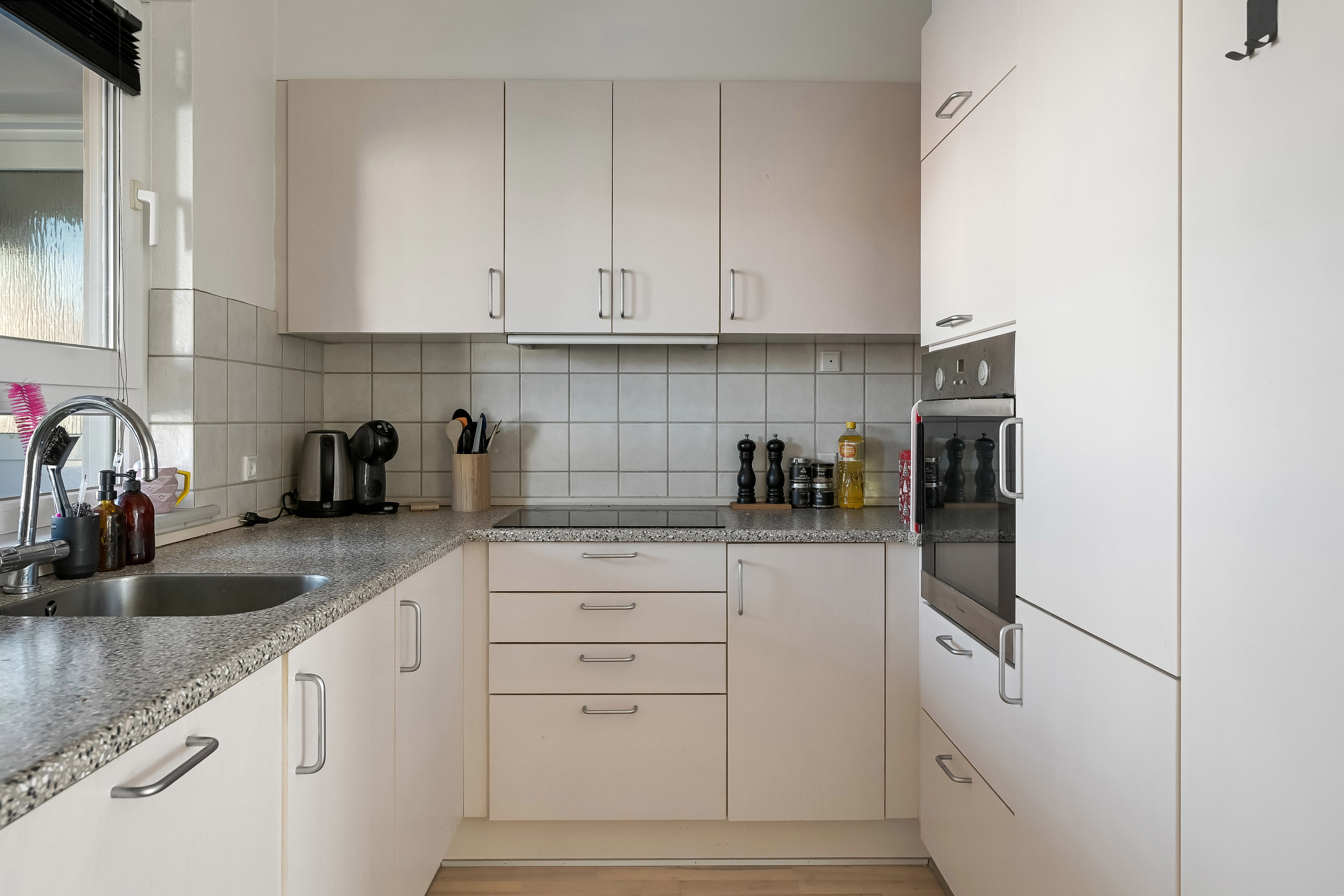 Fremhævet køkken billede i fuldskærmstilstand. Billede af Vesterhavsgade 48, 1. mf., 6700 Esbjerg