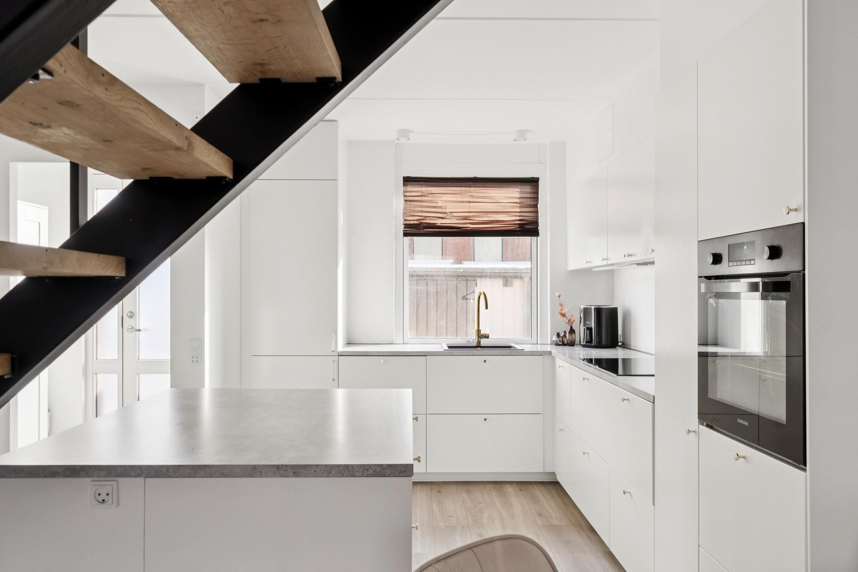 Fremhævet køkken billede i fuldskærmstilstand. Billede af Elmehusene 139, 2600 Glostrup