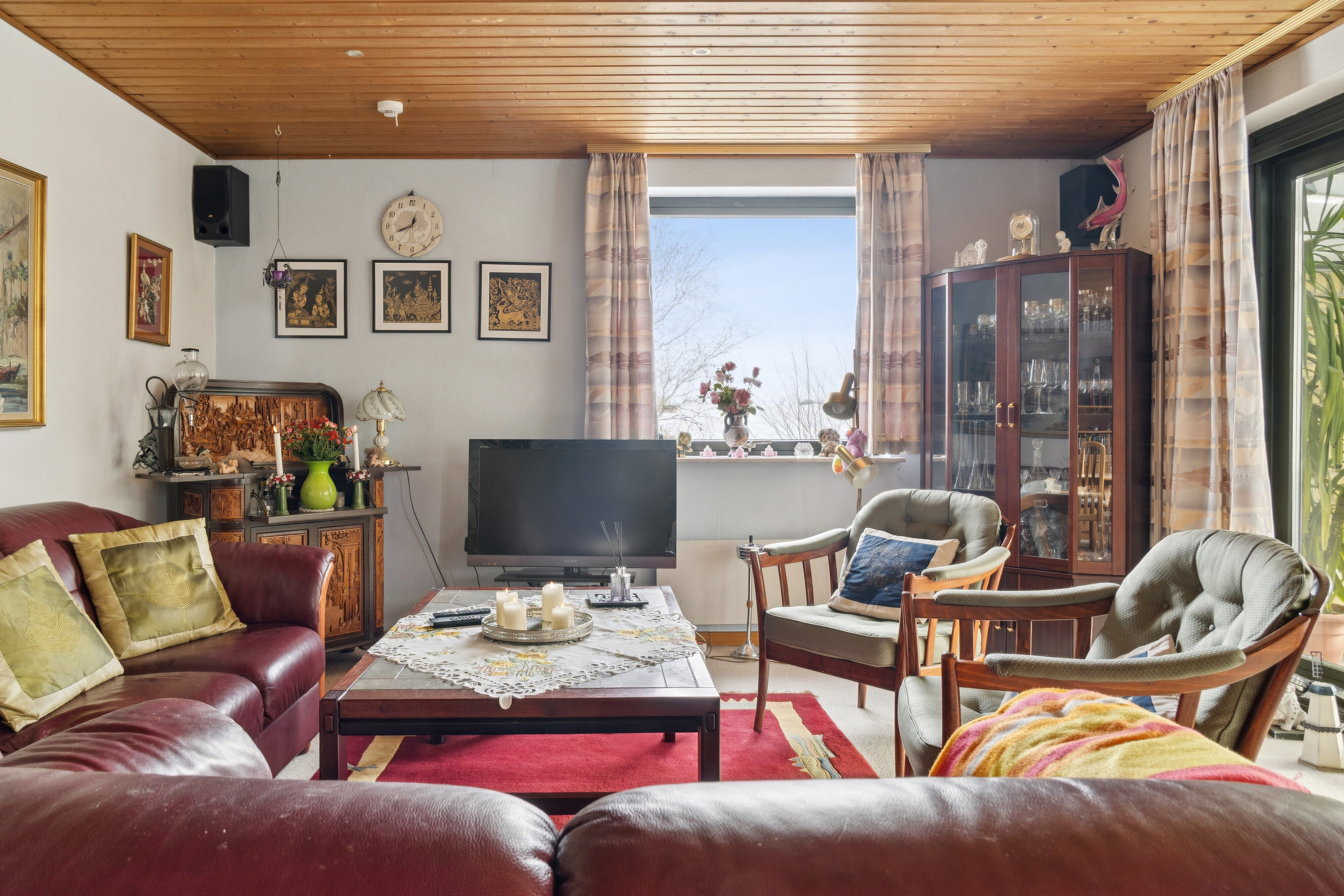 Fremhævet stue billede i fuldskærmstilstand. Billede af Toftevej 9, Ordrup, 4060 Kirke Såby