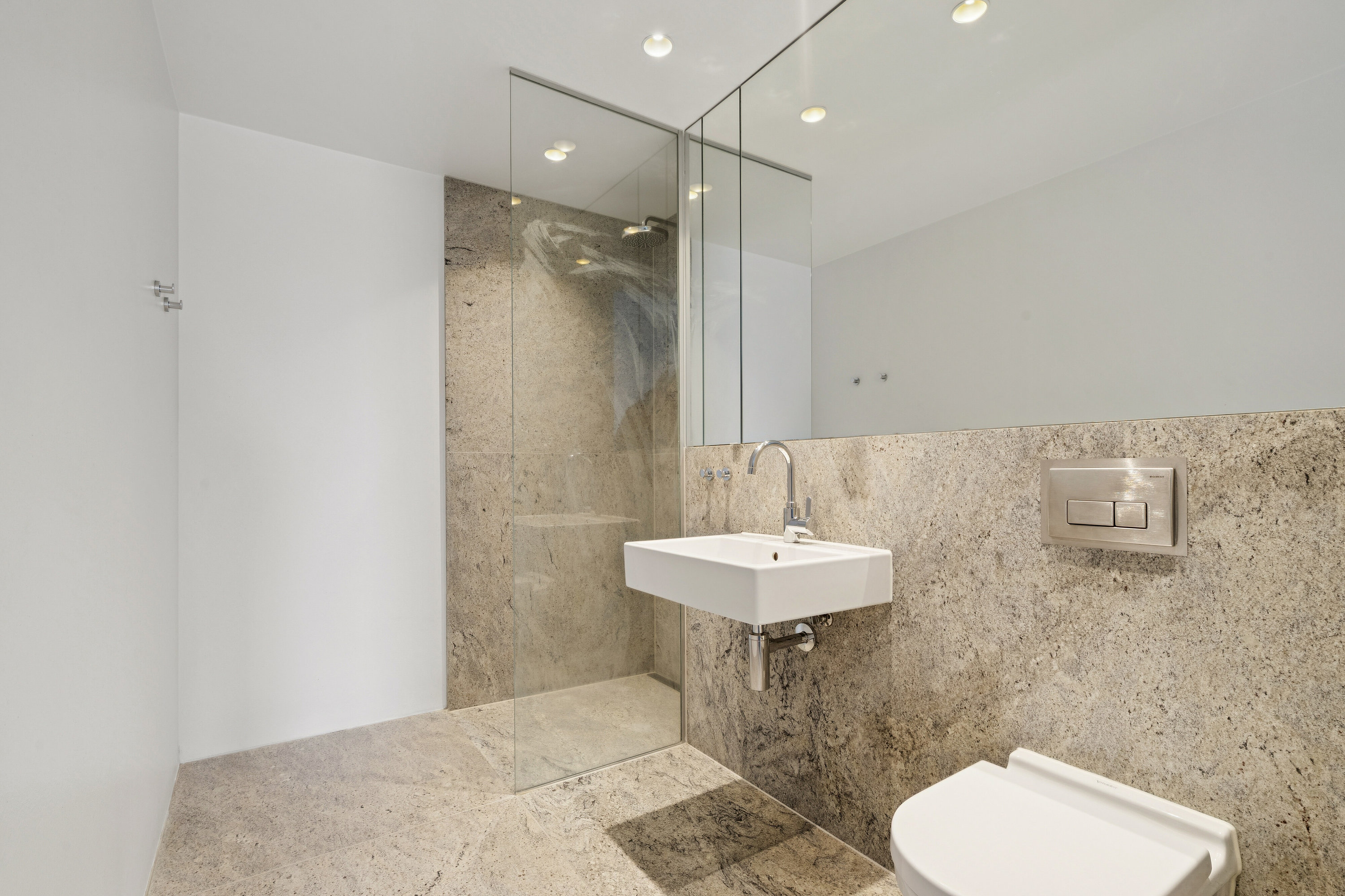 Fremhævet badeværelse billede i fuldskærmstilstand. Billede af Islands Brygge 79A, 3. 9., 2300 København S