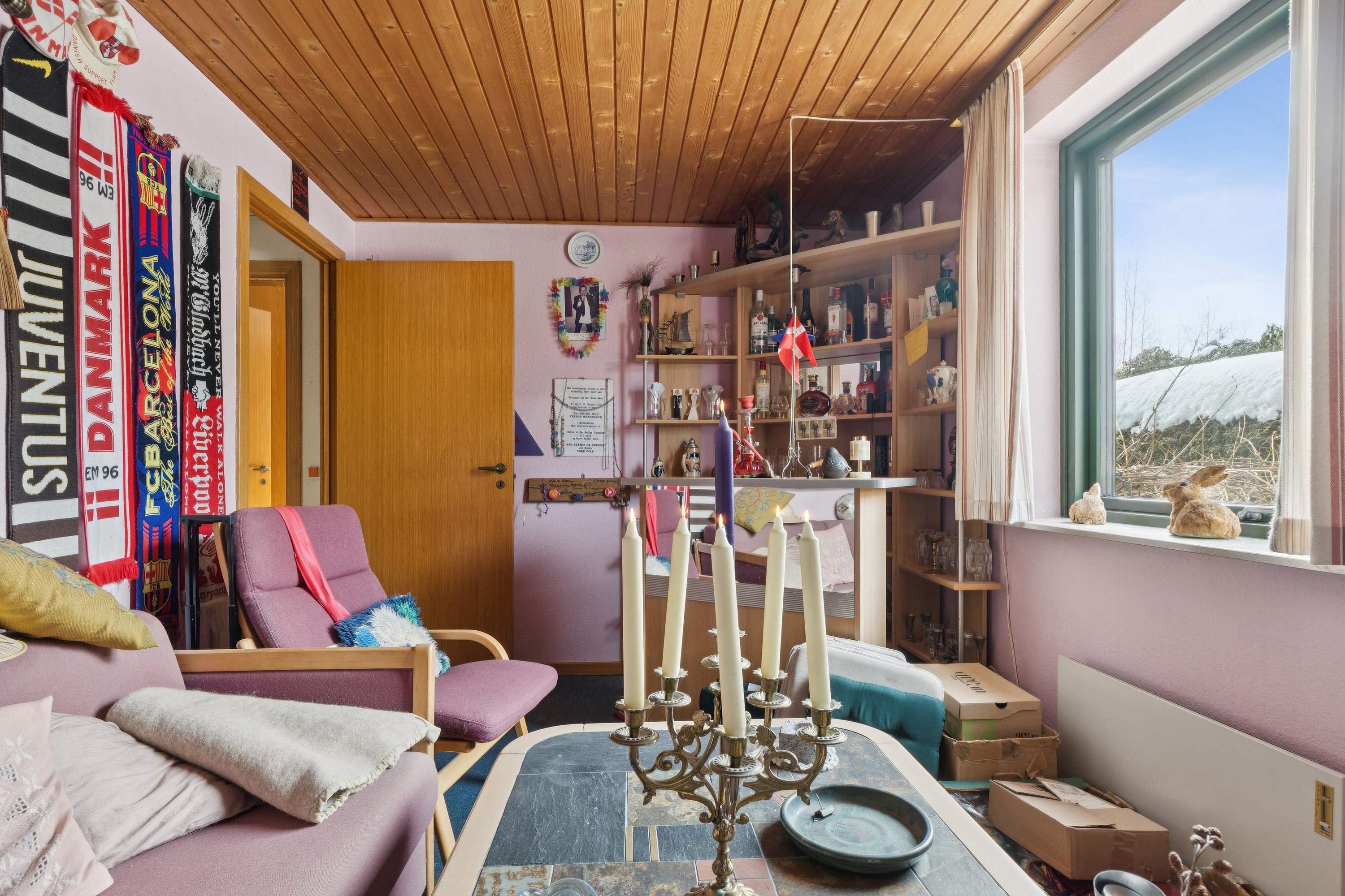 Fremhævet stue billede i fuldskærmstilstand. Billede af Toftevej 9, Ordrup, 4060 Kirke Såby