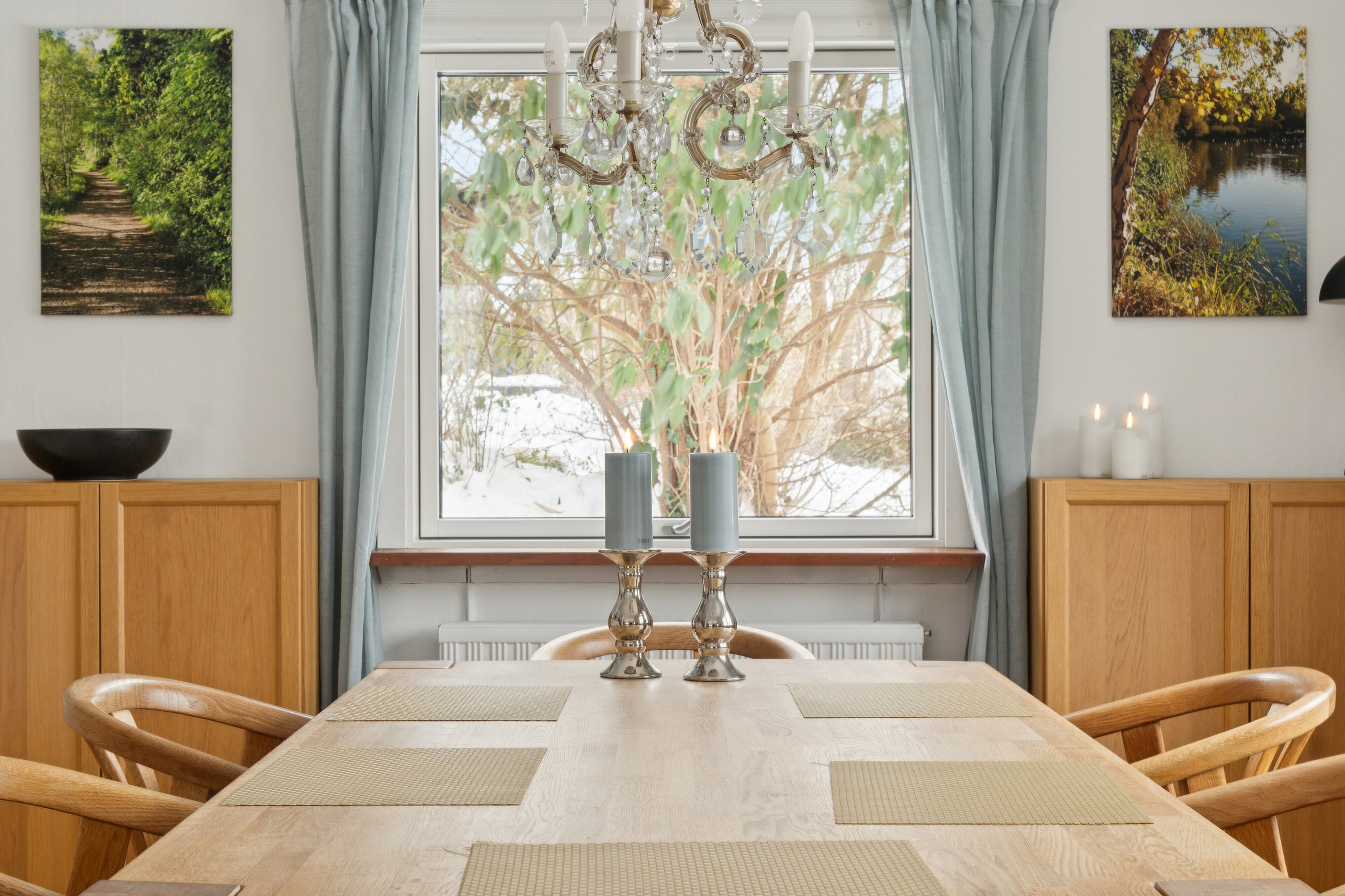 Fremhævet spisestue billede i fuldskærmstilstand. Billede af Dalsvinget 1, 4400 Kalundborg