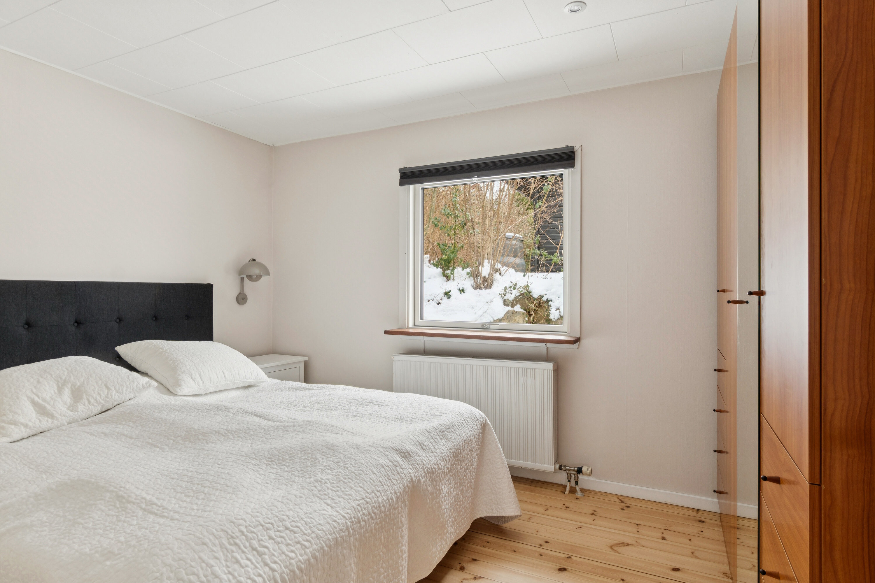 Fremhævet soveværelse billede i fuldskærmstilstand. Billede af Dalsvinget 1, 4400 Kalundborg