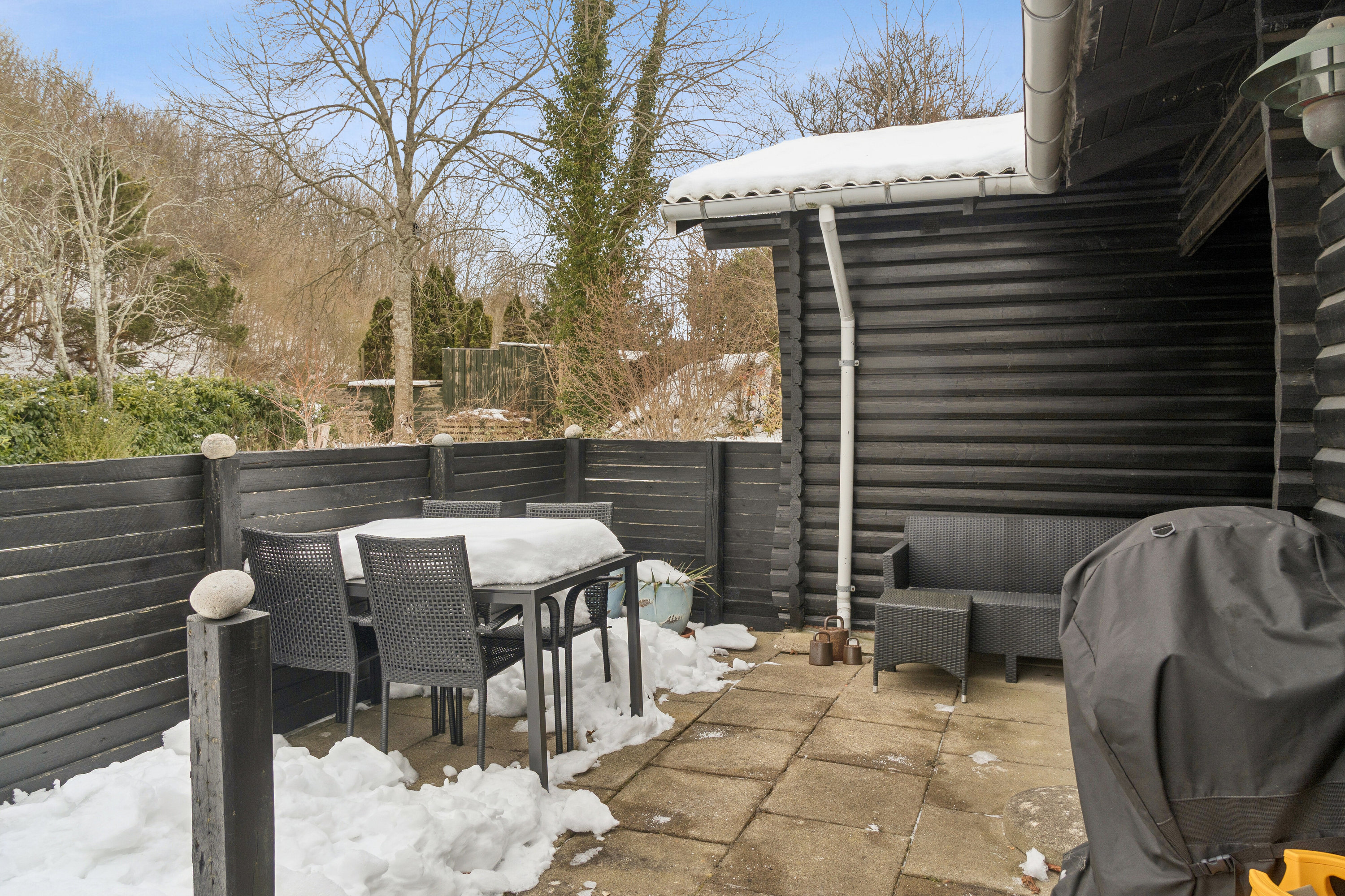 Fremhævet terrasse billede i fuldskærmstilstand. Billede af Dalsvinget 1, 4400 Kalundborg