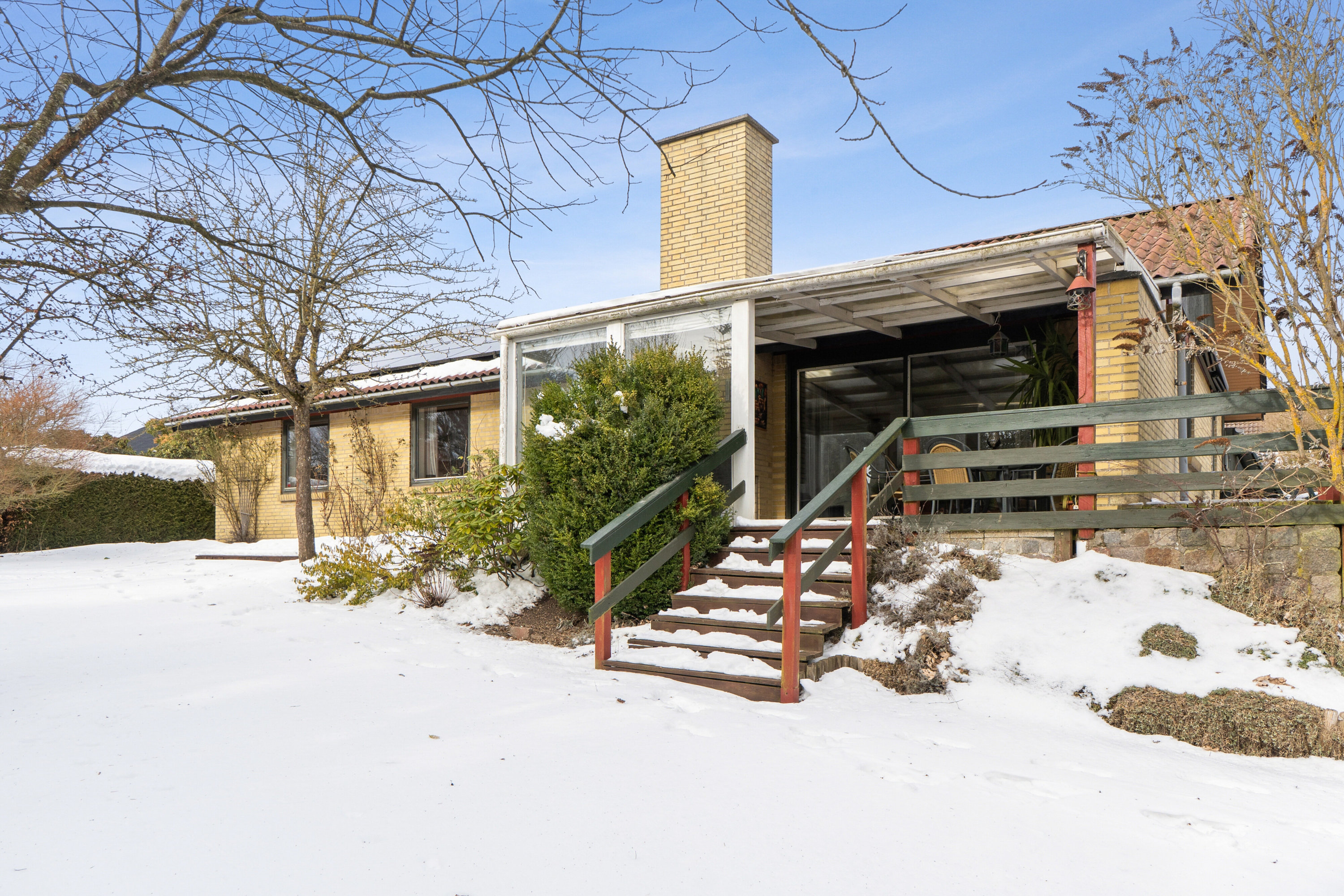 Fremhævet set fra haven billede i fuldskærmstilstand. Billede af Toftevej 9, Ordrup, 4060 Kirke Såby