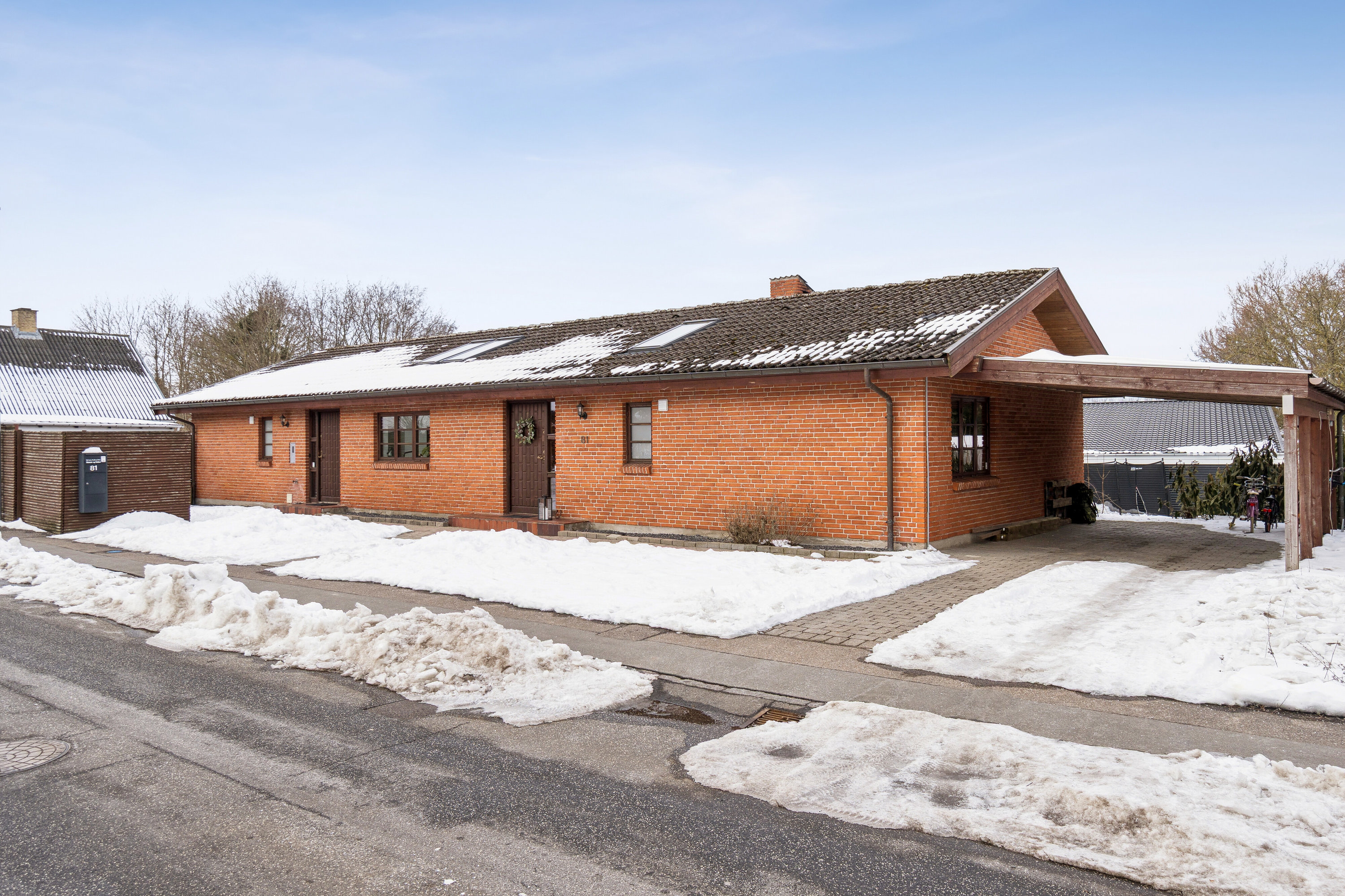 Fremhævet set fra vejen billede i fuldskærmstilstand. Billede af Nørreås 81, 4200 Slagelse